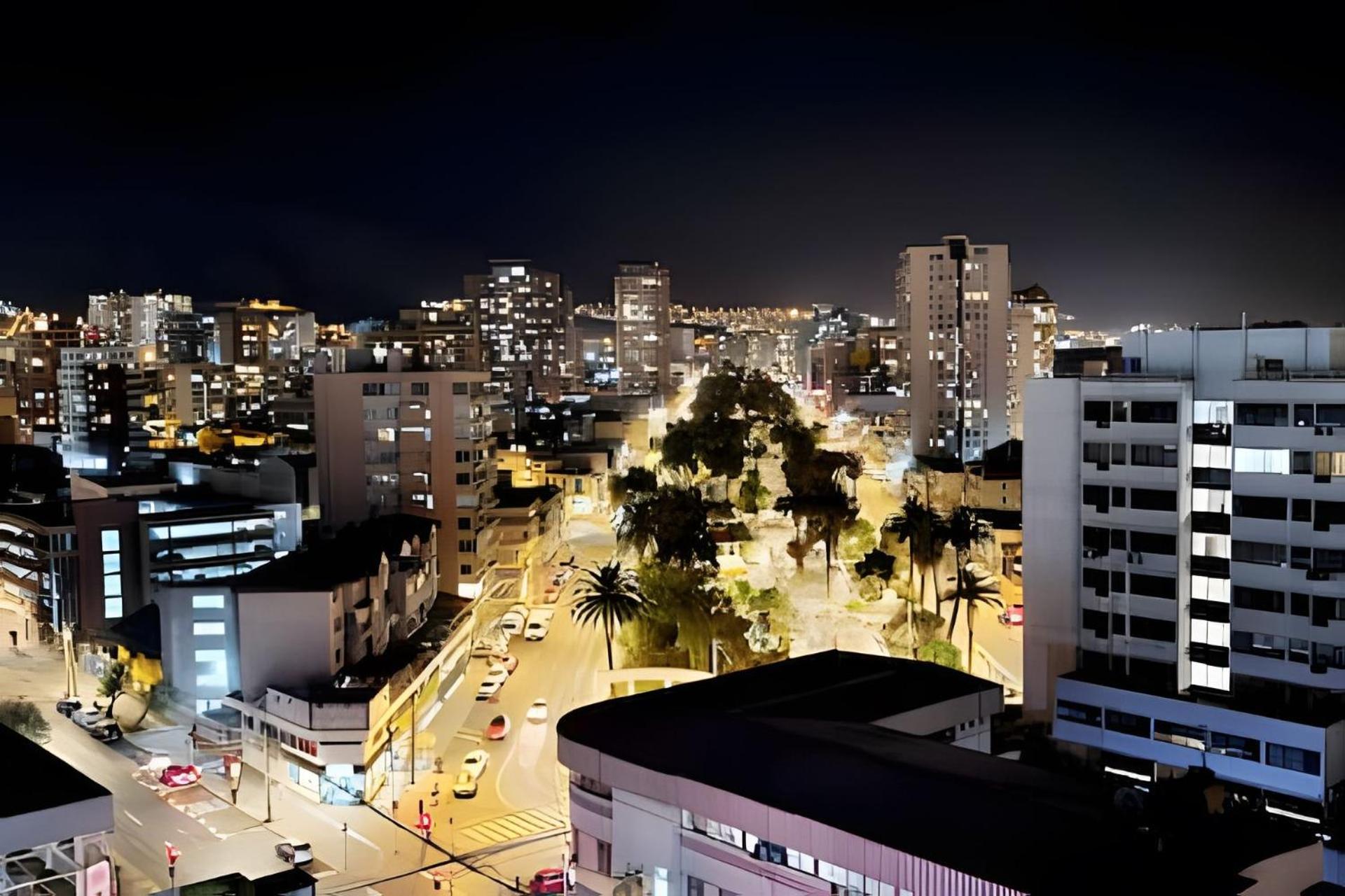 Exclusivo Departamento, piso 14, amplia terraza y vista a la ciudad. Clinica Antofagasta