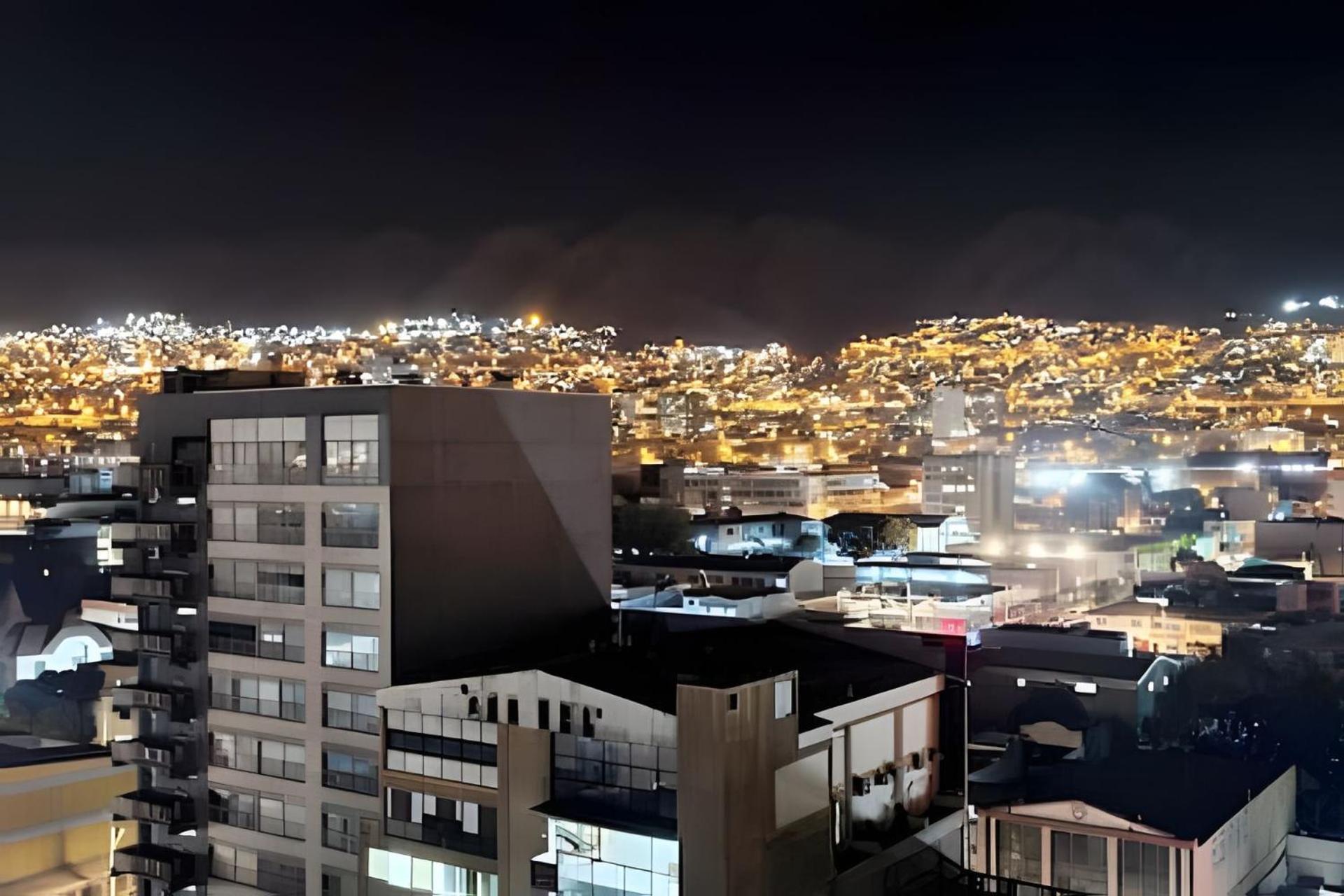 Exclusivo Departamento, piso 14, amplia terraza y vista a la ciudad. Clinica Antofagasta