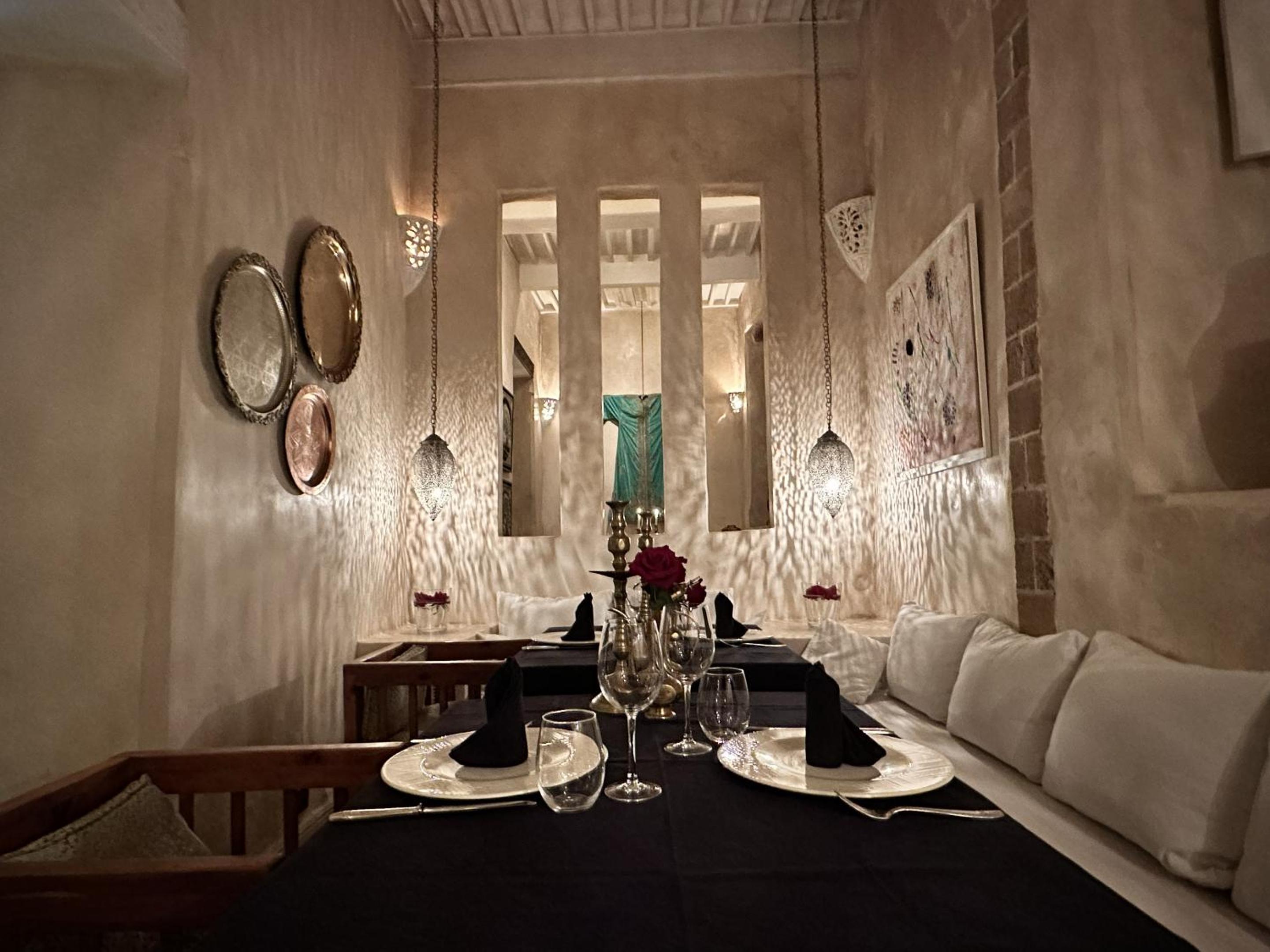 dining