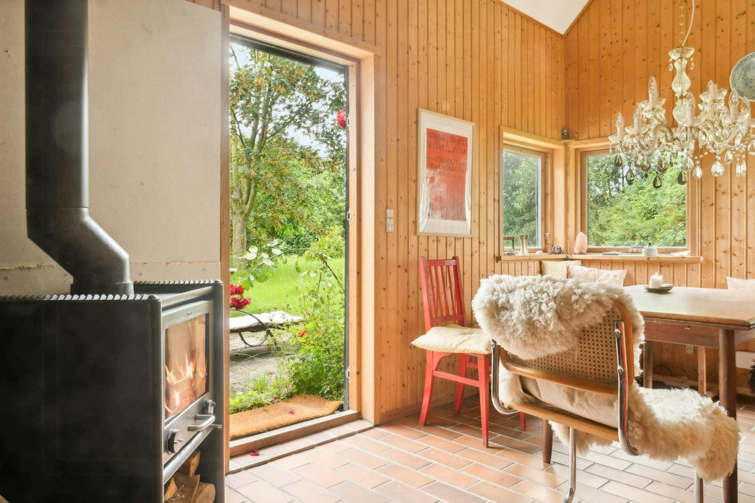 Private Retreat Near Kragenæs With Field Views