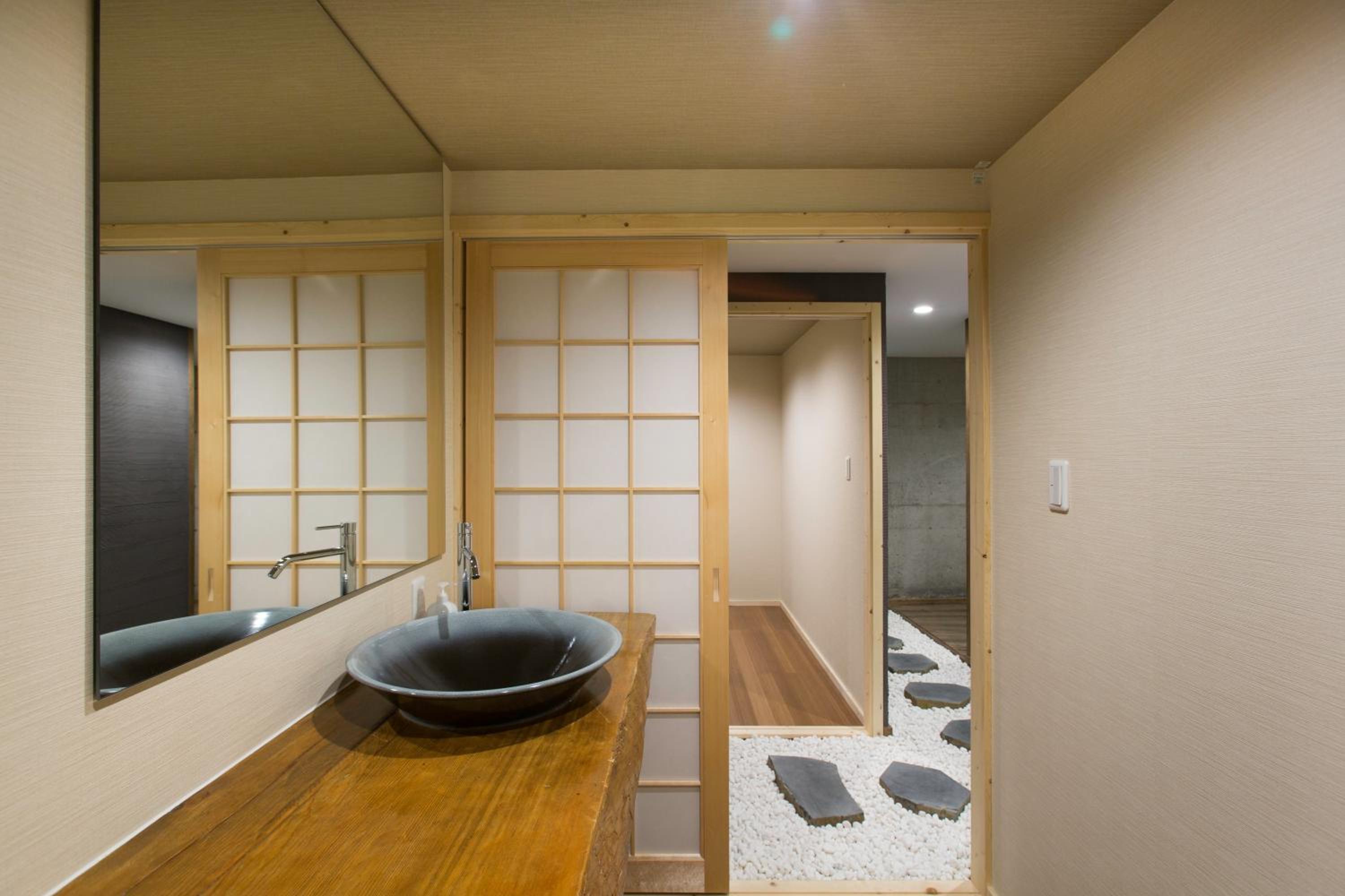 Greystone, Kutchan - 18