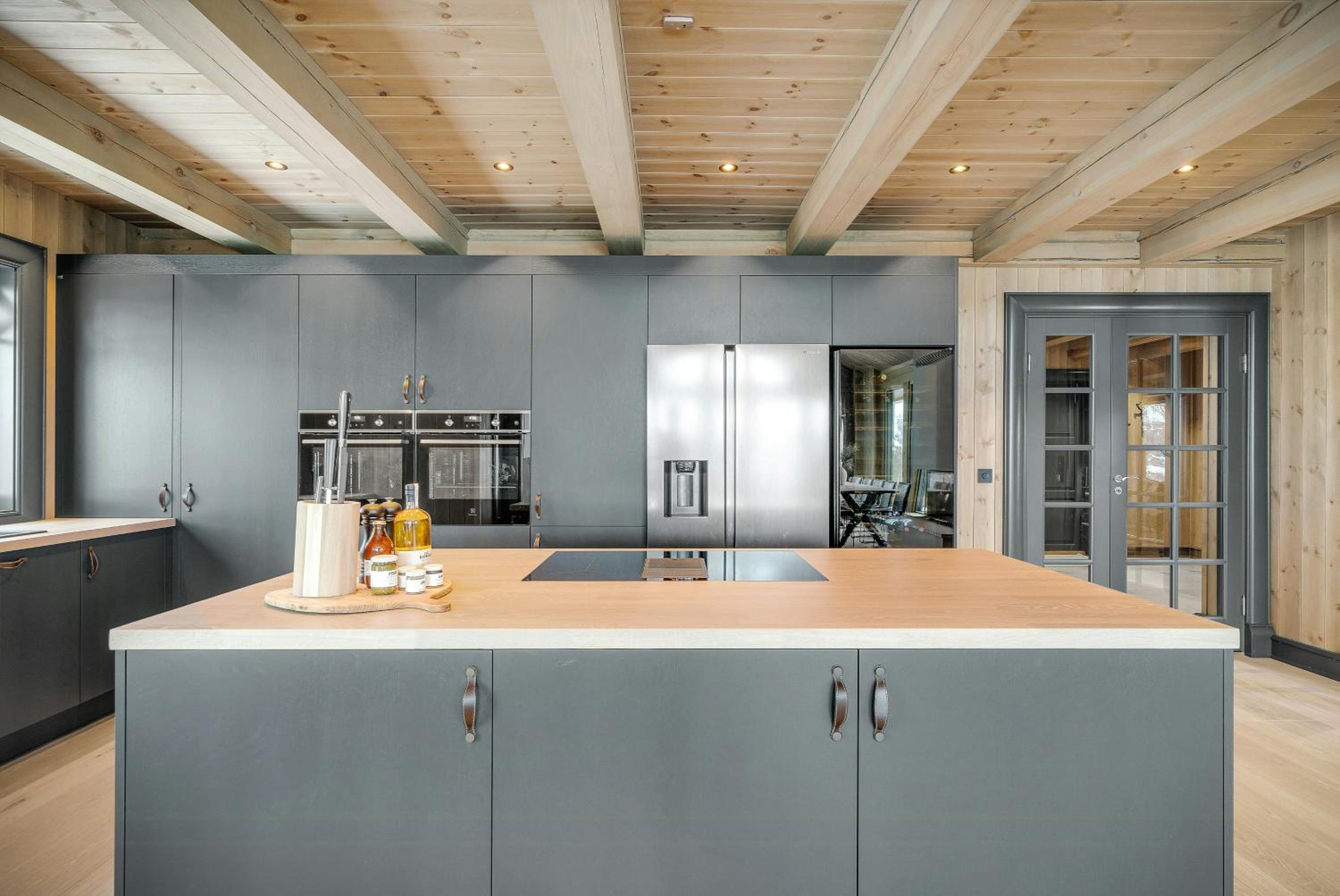 Modern Log Cabin For Whole Family At Geilo view 2