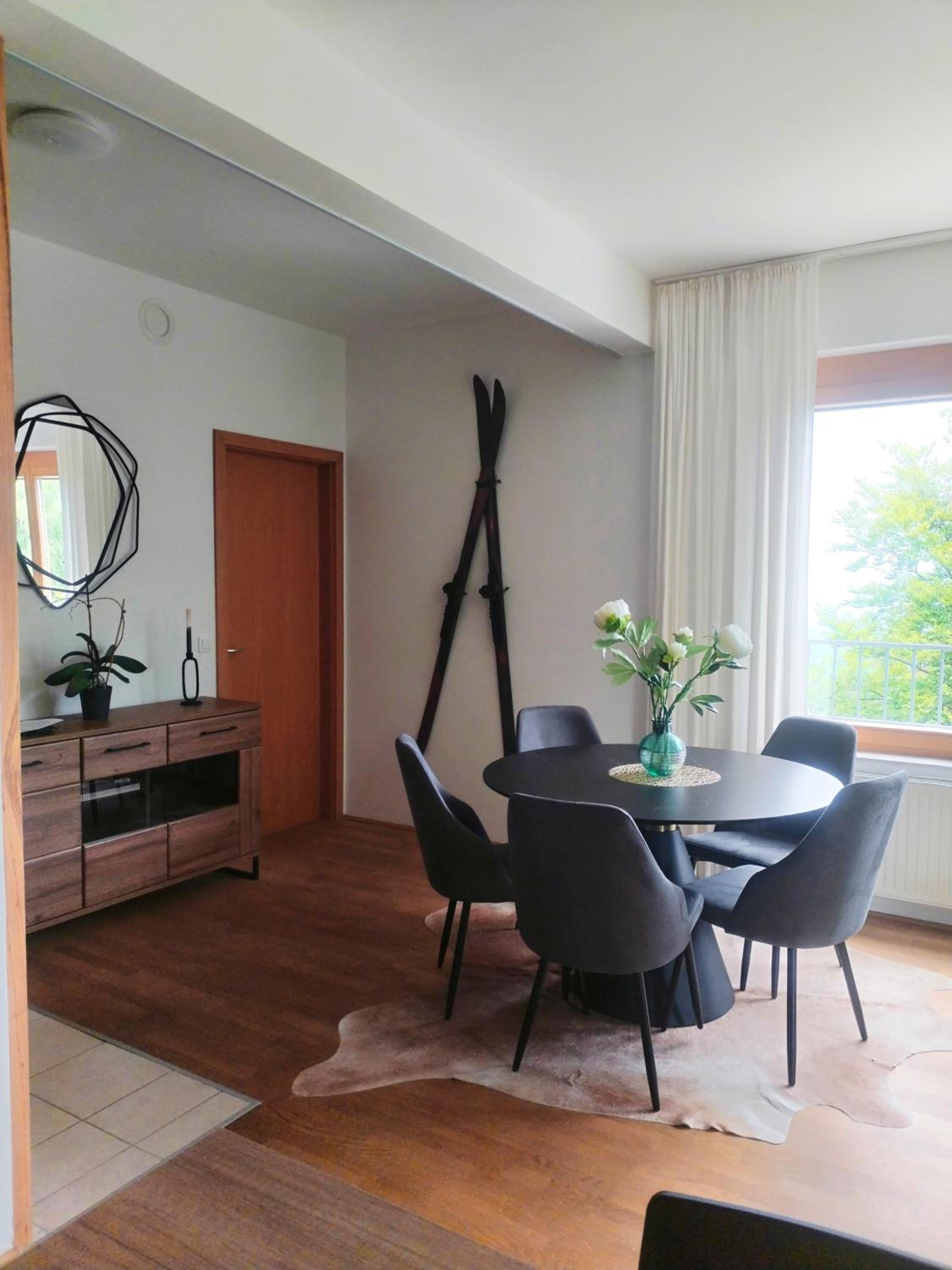 Luxury Wide View Apartment Pohorje Bellevue view 2