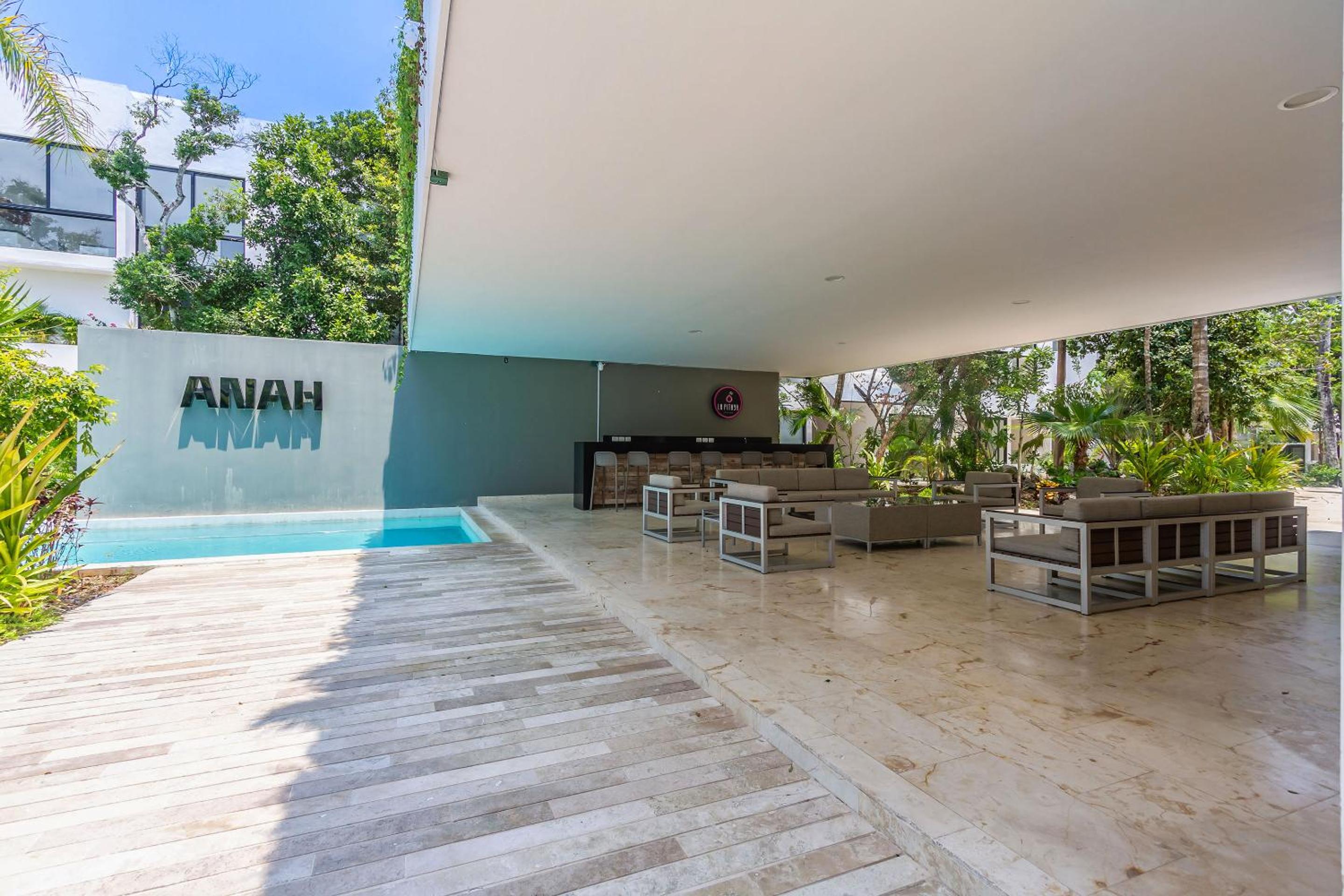 Tropical Bliss Apartments 3 Pools Rooftop Lounge and Gym