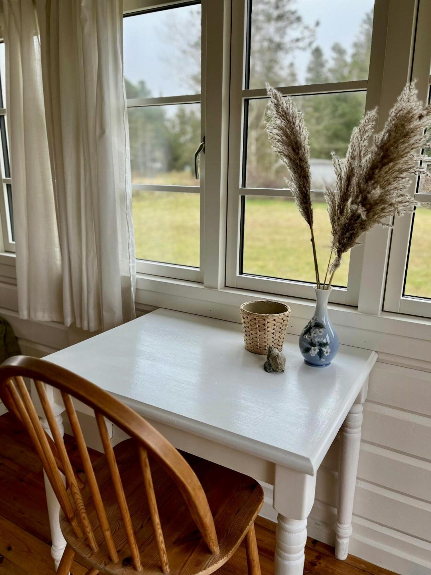 Family-Friendly Cottage Near Bratten Beach