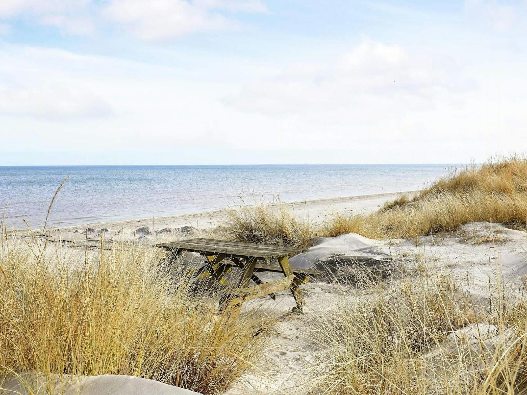 Family-Friendly Cottage Near Bratten Beach
