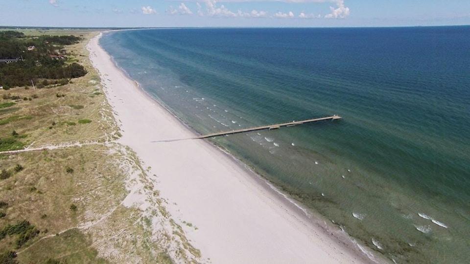 Family-Friendly Cottage Near Bratten Beach