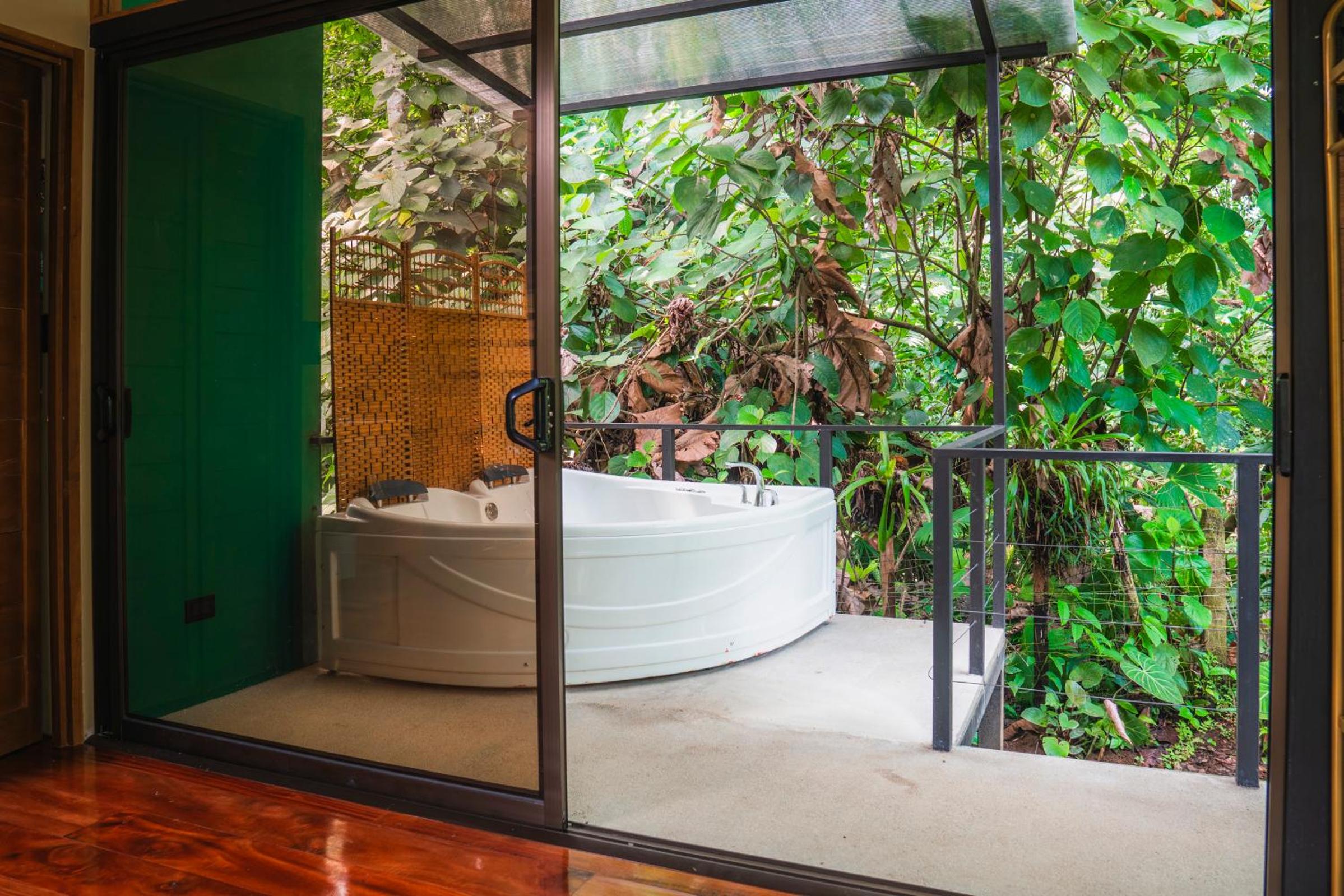 Arenal Getaway