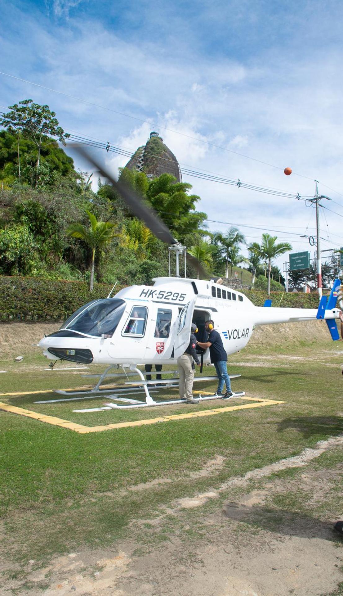 Cabañas para parejas cerca a Medellín - LUUM By Roots Rentals