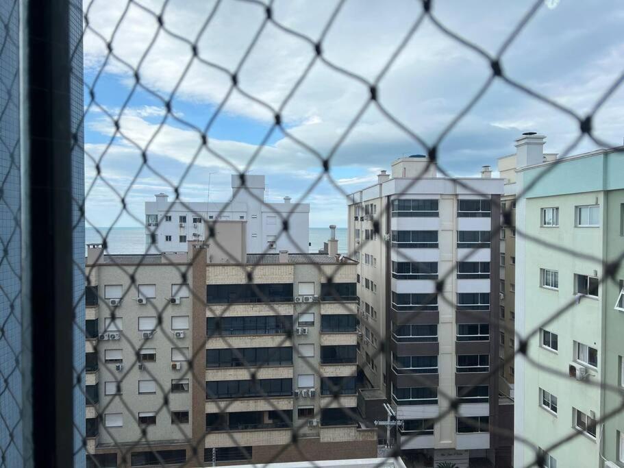 Apartamento 1 quadra do mar em Capão da Canoa