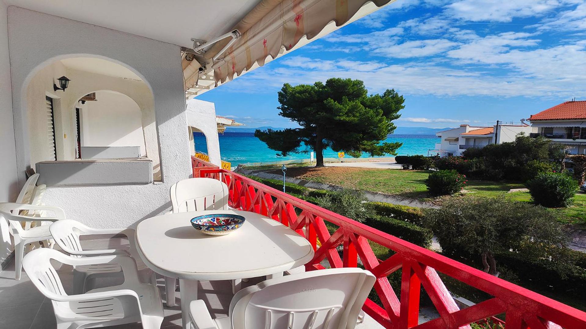 Hanioti Beach Front Apartments