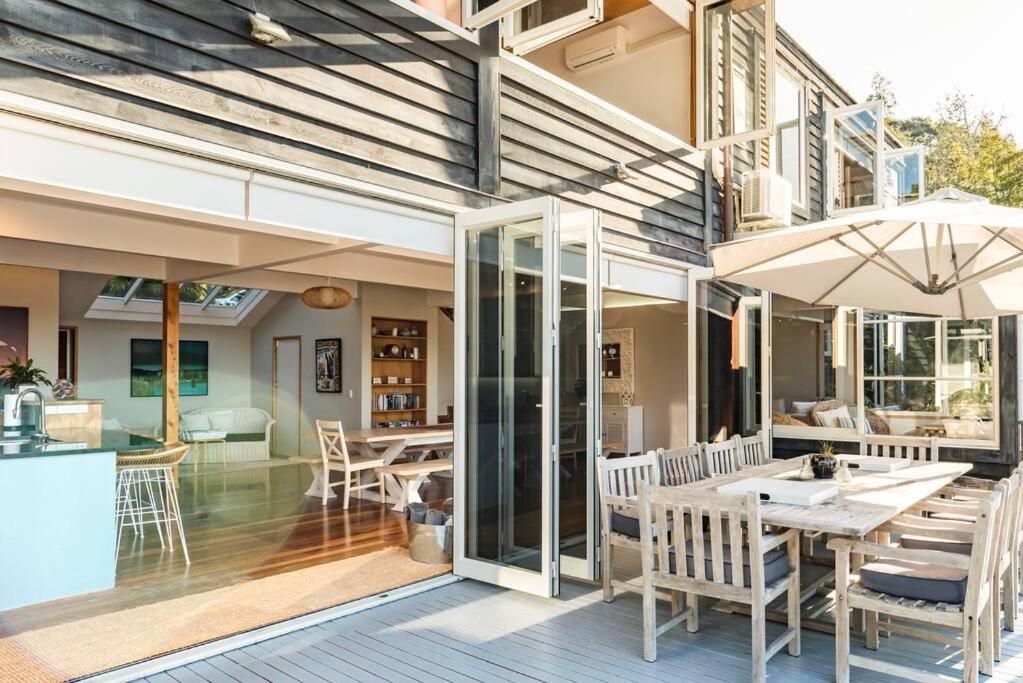 Private Luxury in Paihia - with Heated Pool