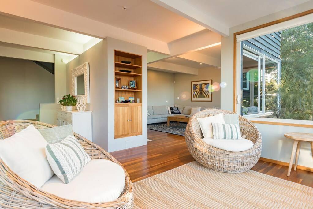 Private Luxury in Paihia - with Heated Pool