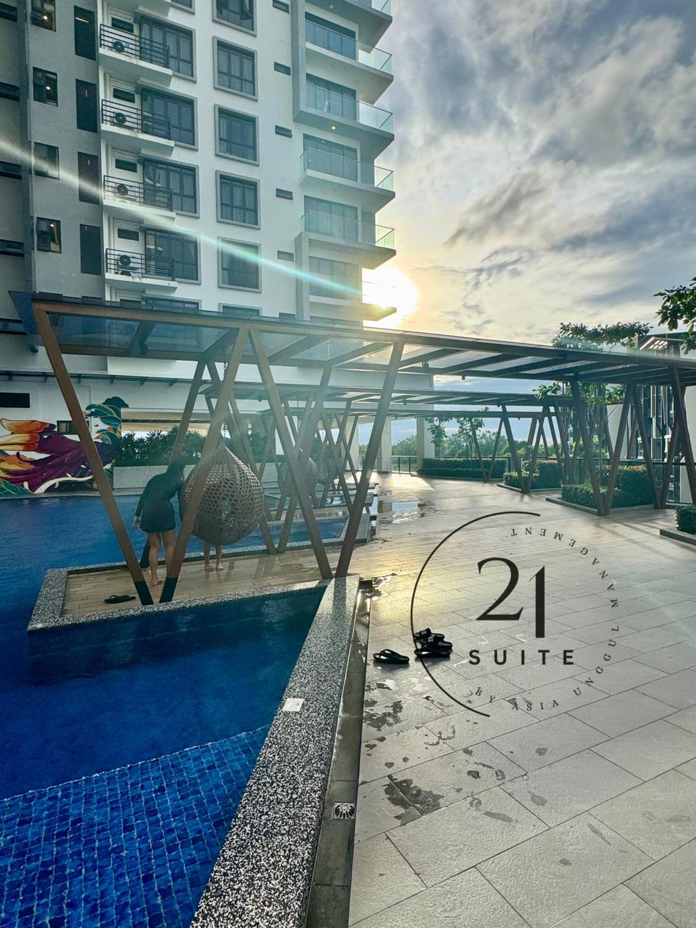 K Avenue -high floor balcony -free wifi & parking photo 7