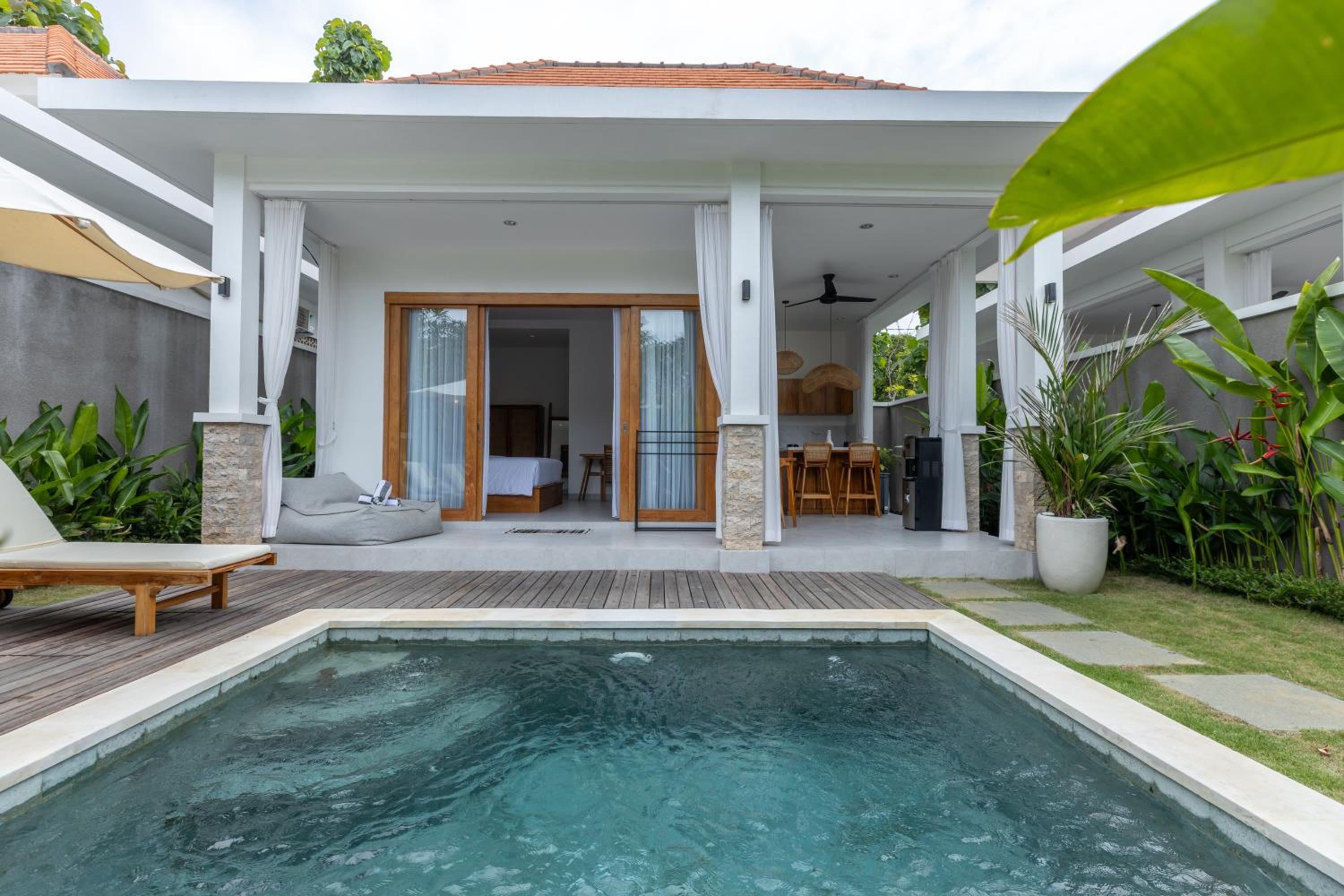 Omaira Villa Dua