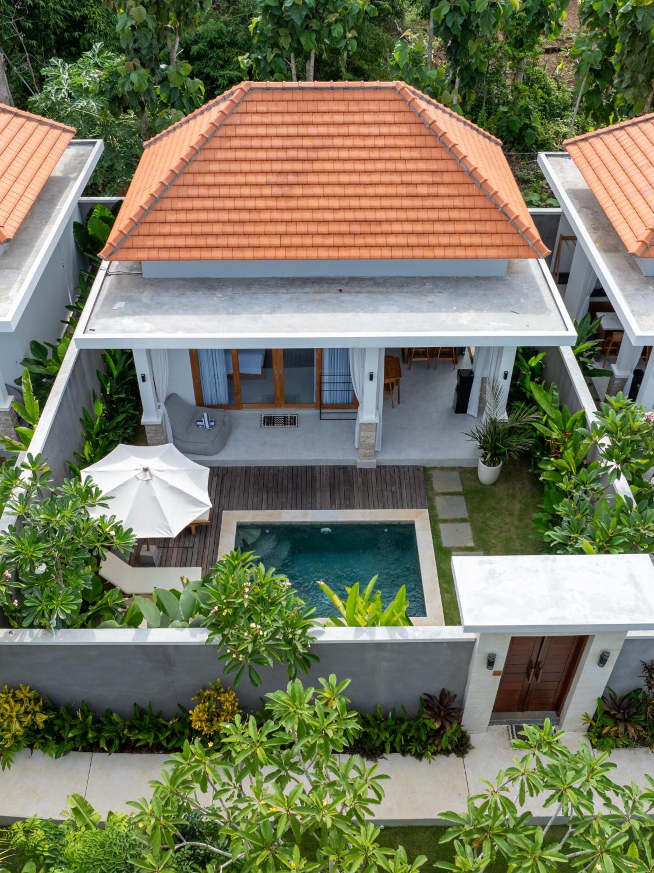 Omaira Villa Dua