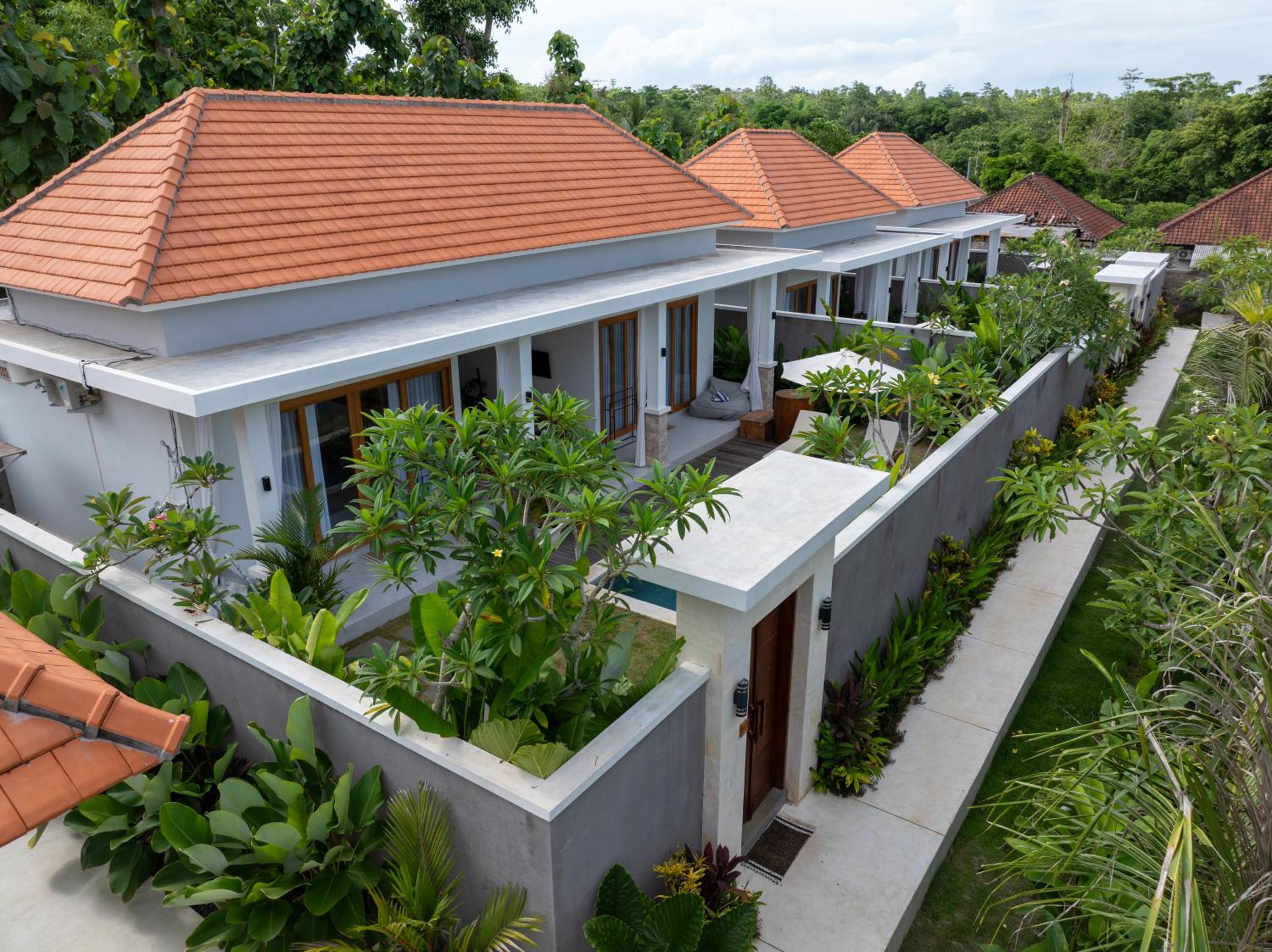 Omaira Villa Dua