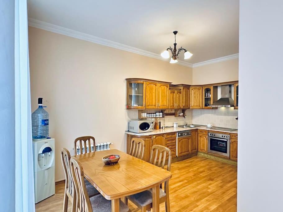 Apartment in the center of Baku