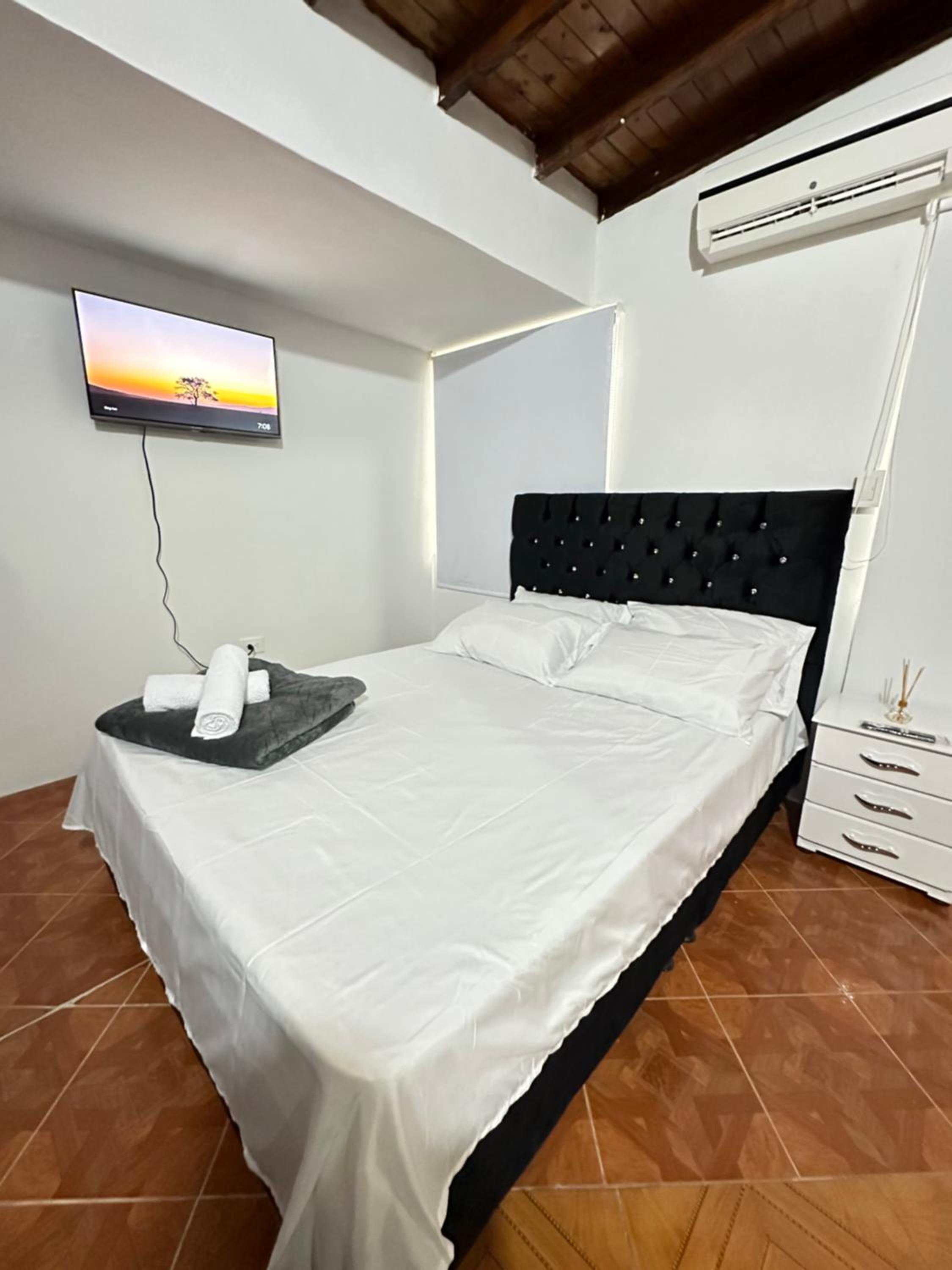 Casa Serena - Santorini Colombiano