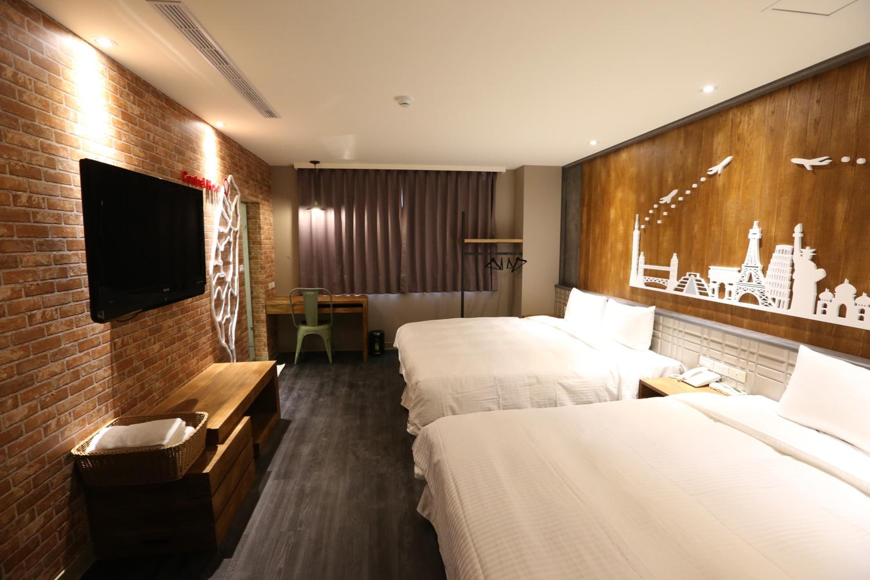 Central Hotel, photo 43