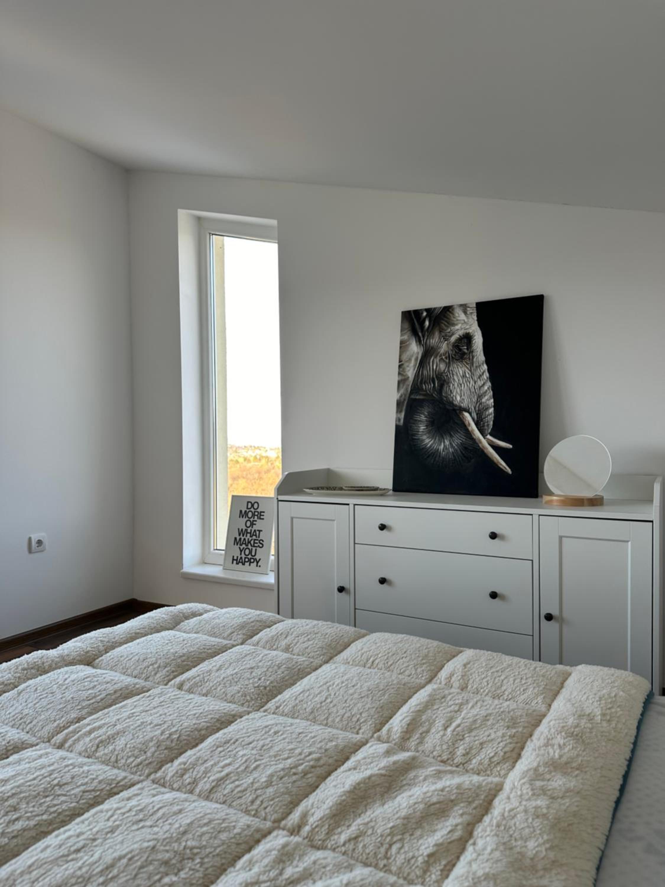 Canvas Point view 3