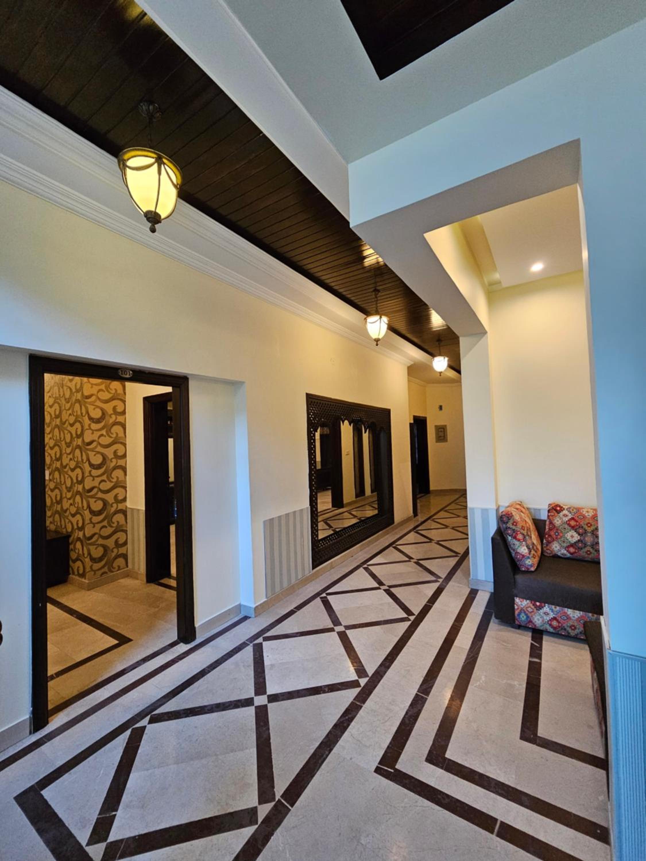 Clarion suites