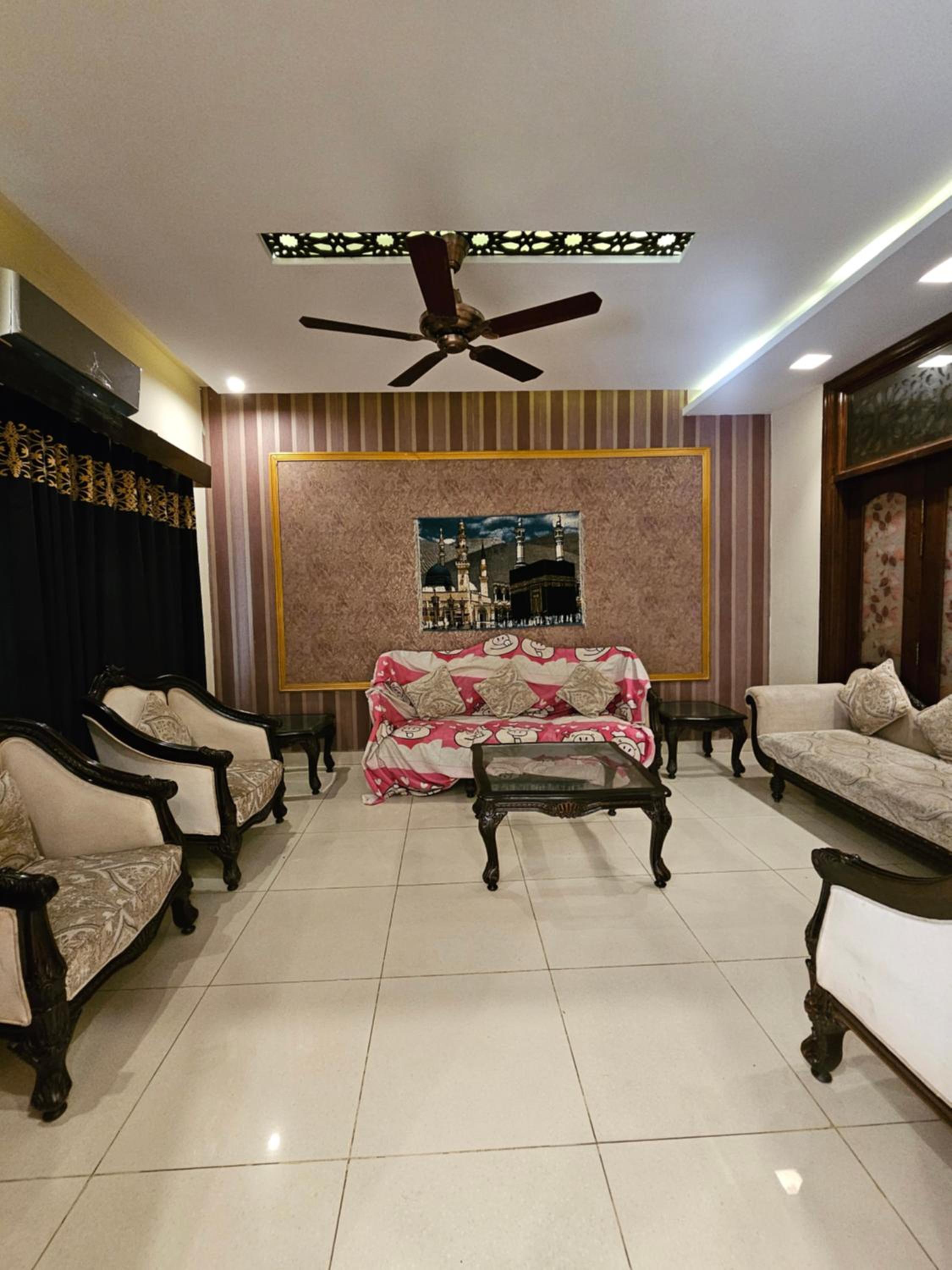 Clarion suites