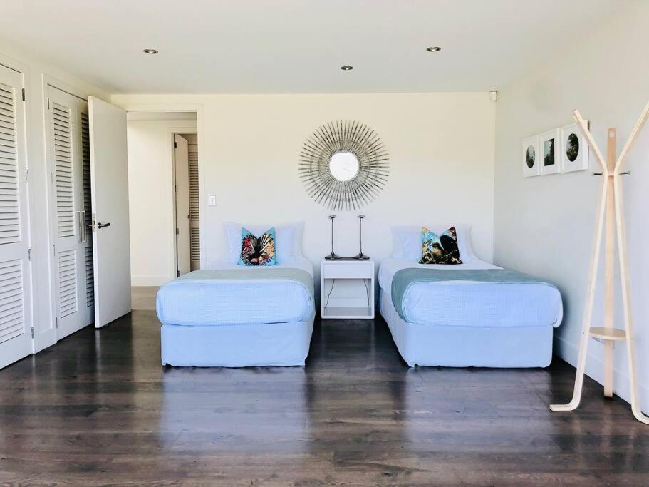 Oke Bay Beach House, Luxury in the Bay of Islands view 4