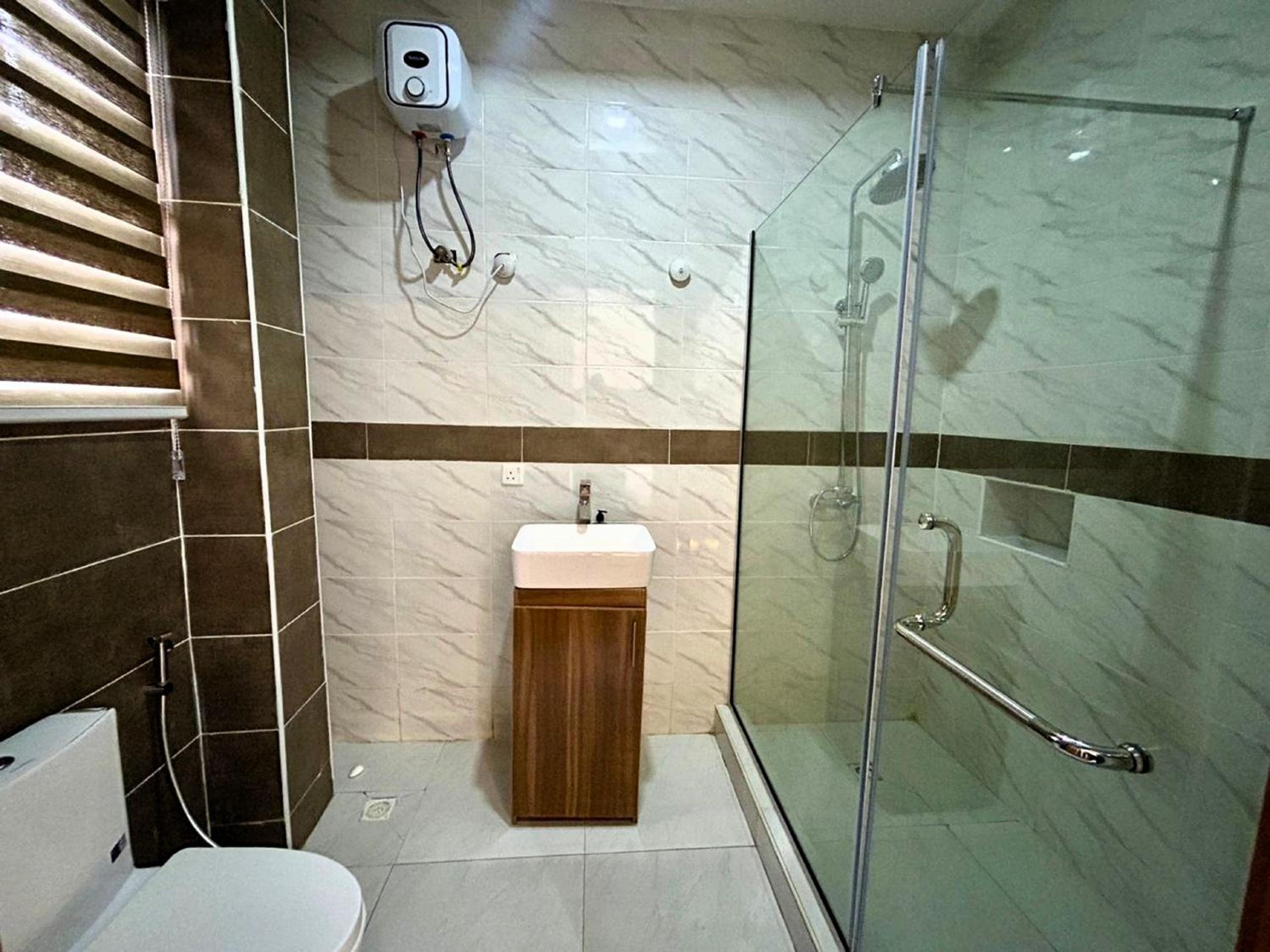 Providence LUXE 3 Bed Apartment view 4