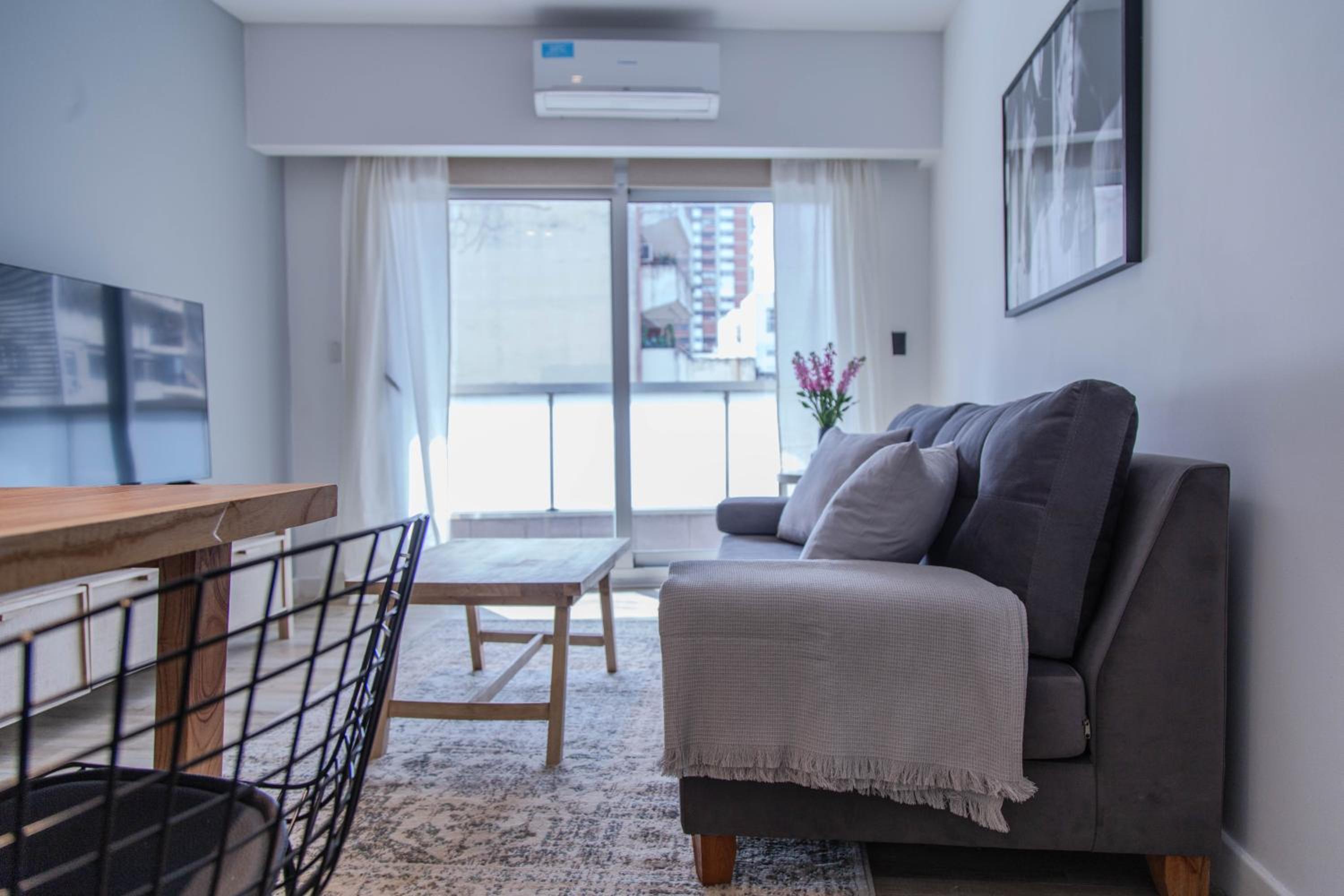 Cattleya Beautiful Apartment