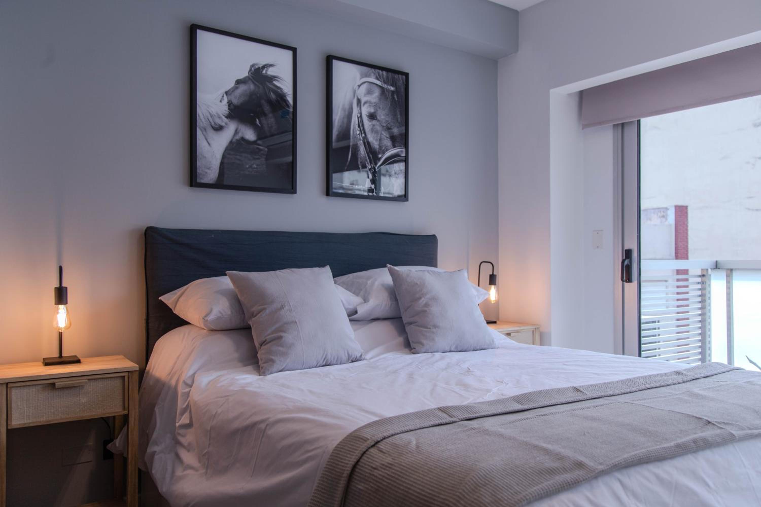 Cattleya Beautiful Apartment
