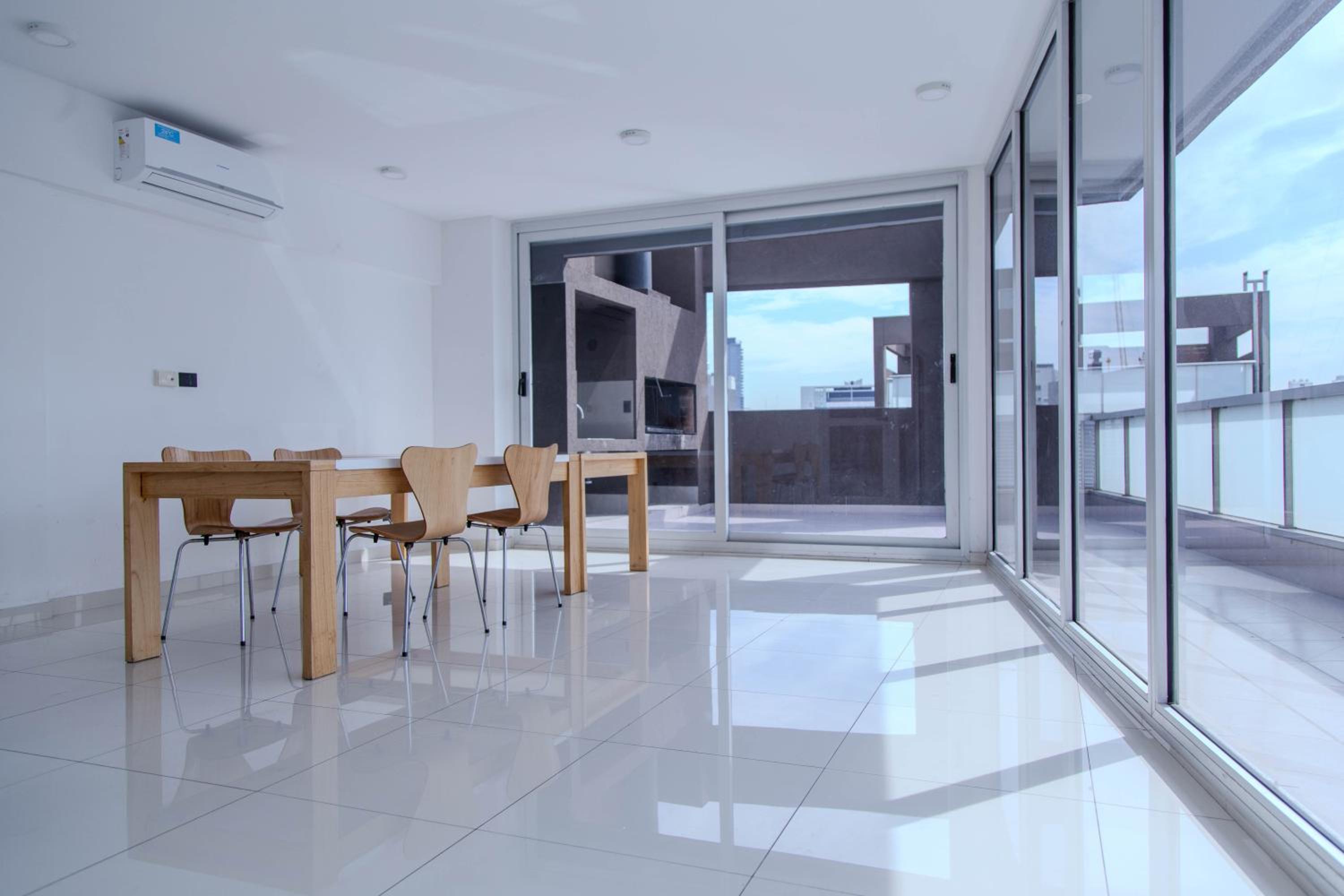 Cattleya Beautiful Apartment