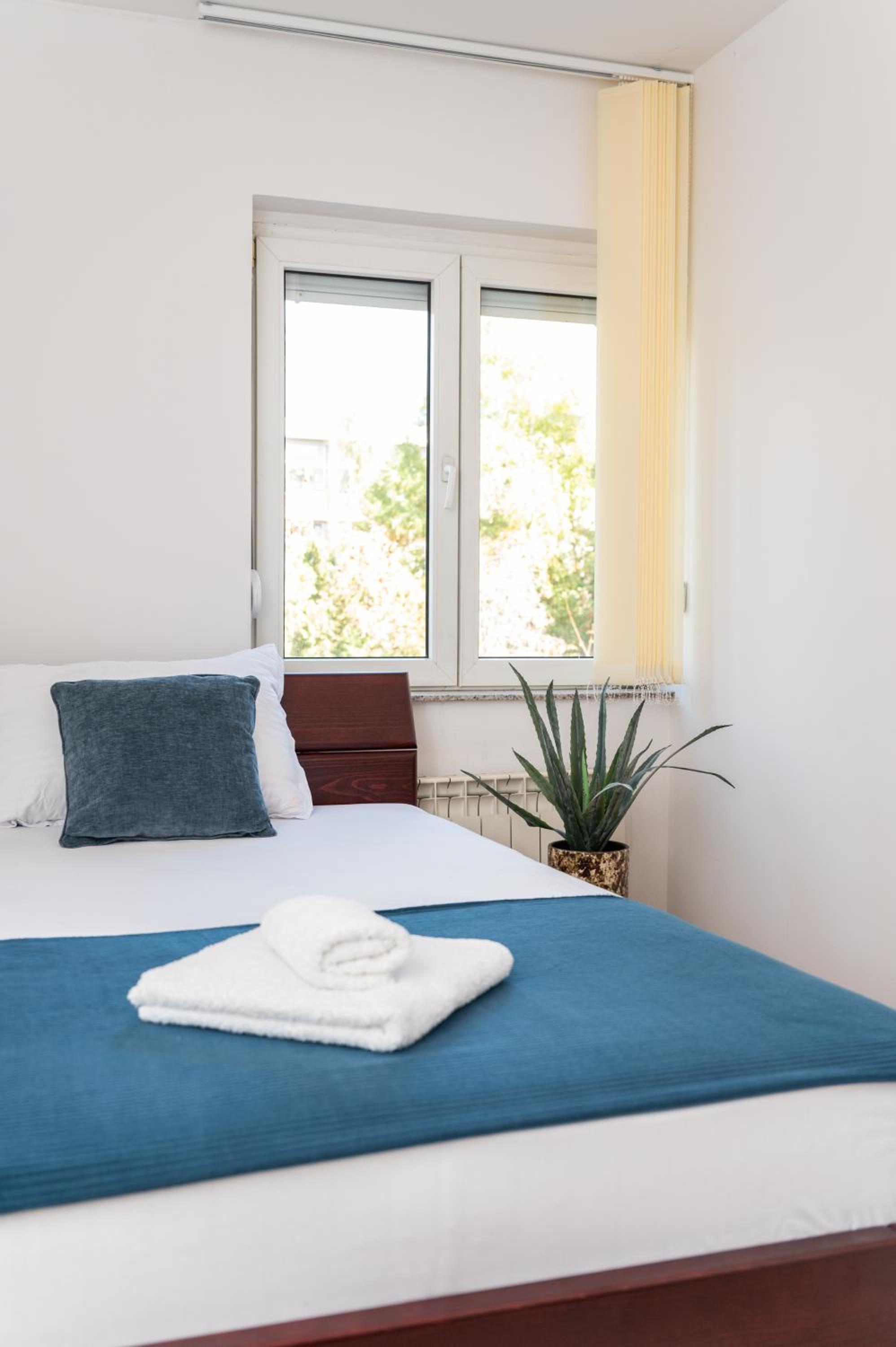 Engadin 3BDR Apt - City Center
