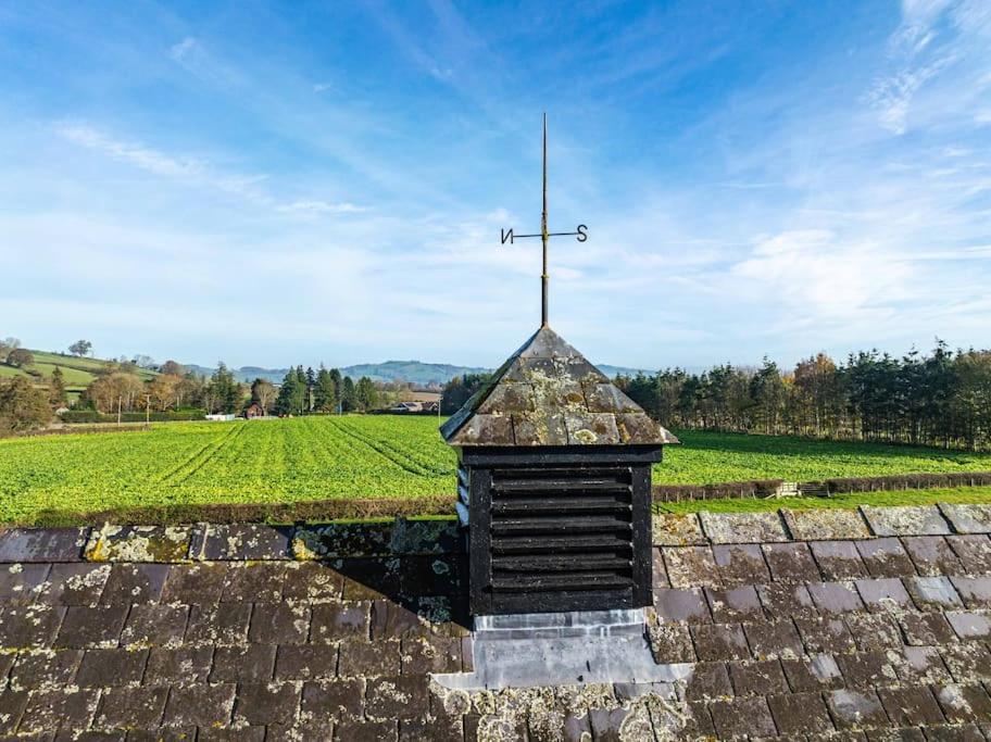 Glanmiheli Barn