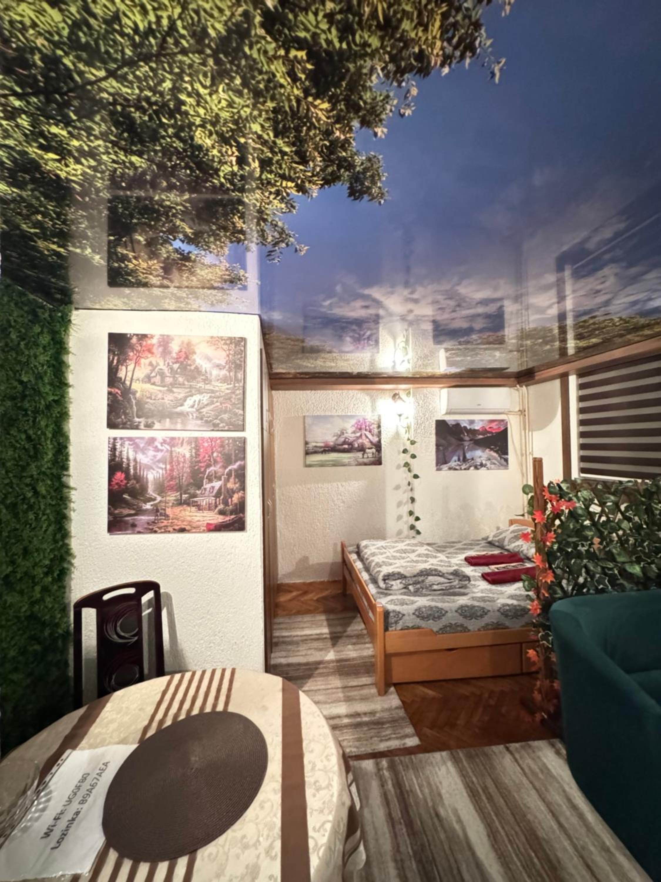 Green hill apartment