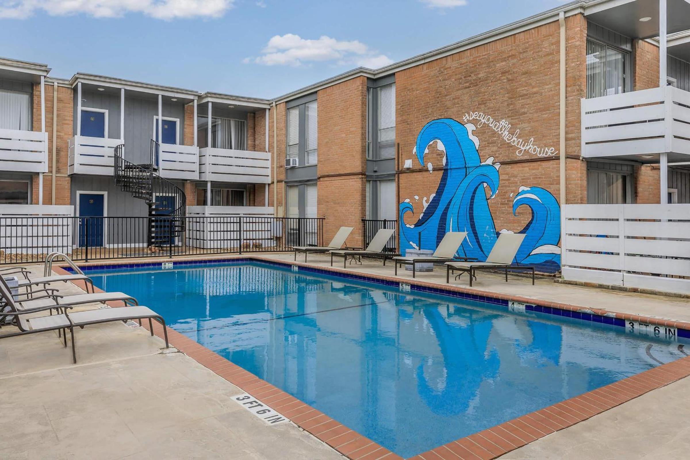 2BR 2BA Bright and Modern Spot Near Houston Top Attractions view 3