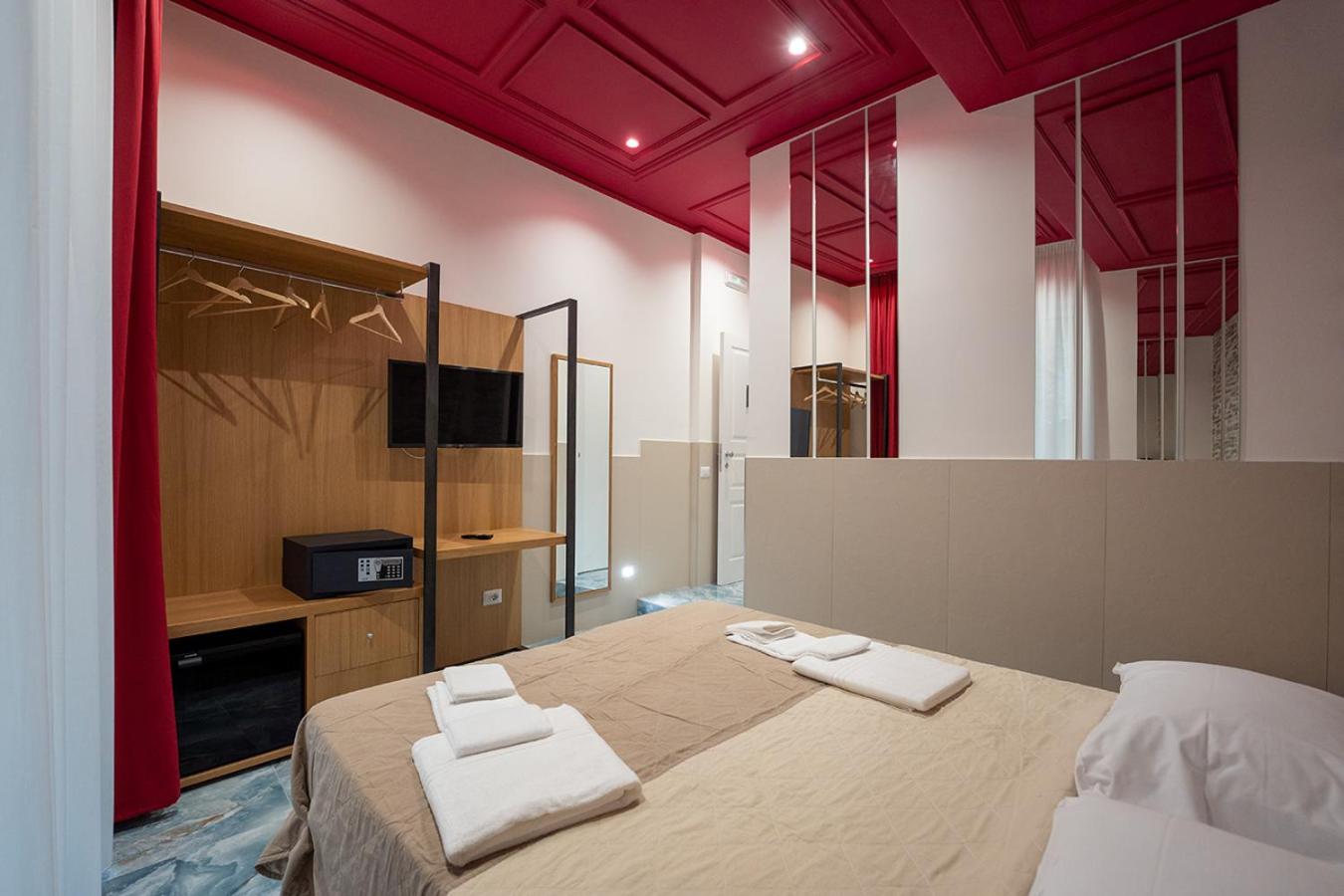 HR Boutique Porto, Napoli Centro, by ClaPa Group