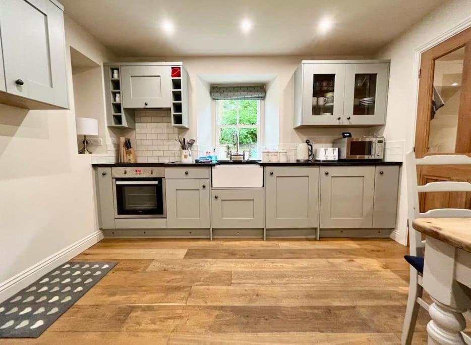 River Dance Cottage, Aysgarth view 4