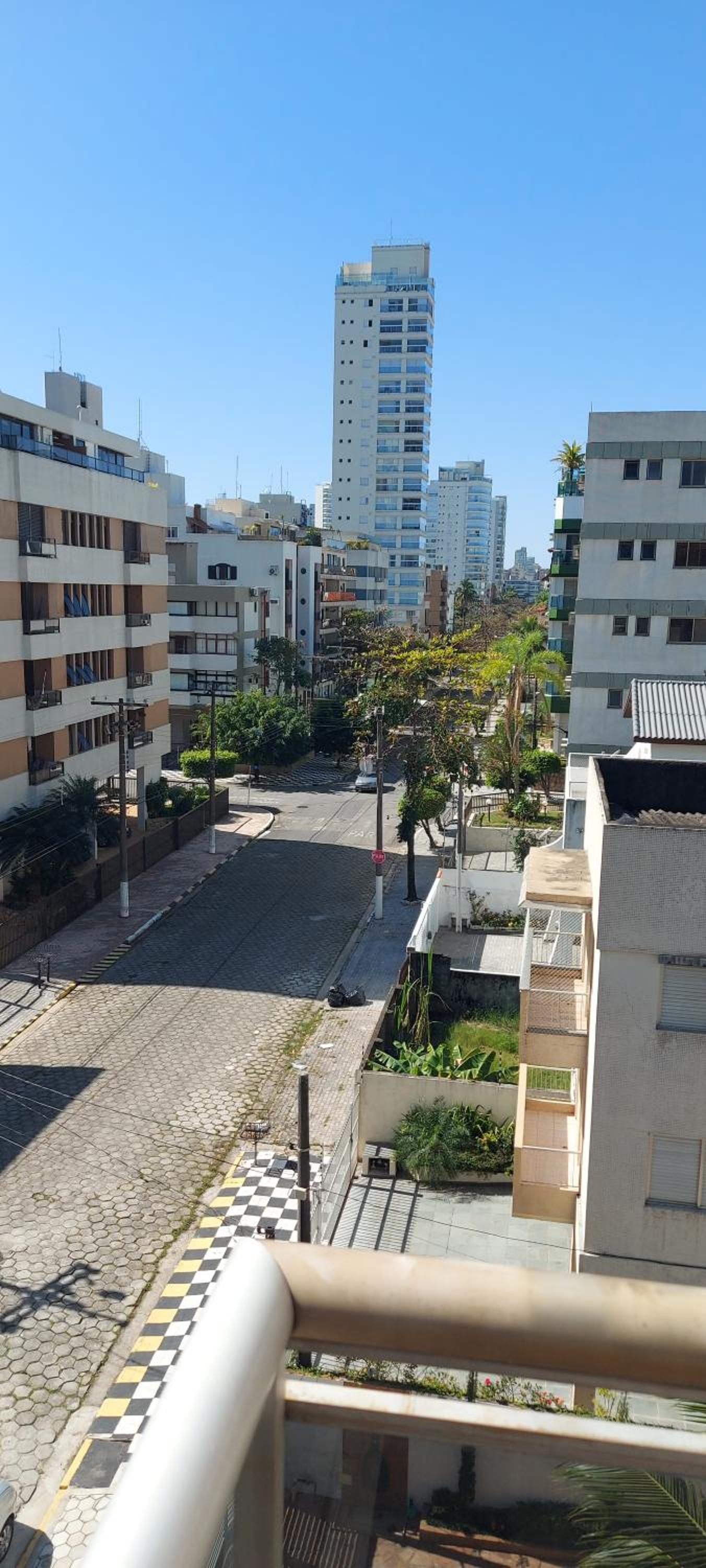 A poucos metros da Praia!