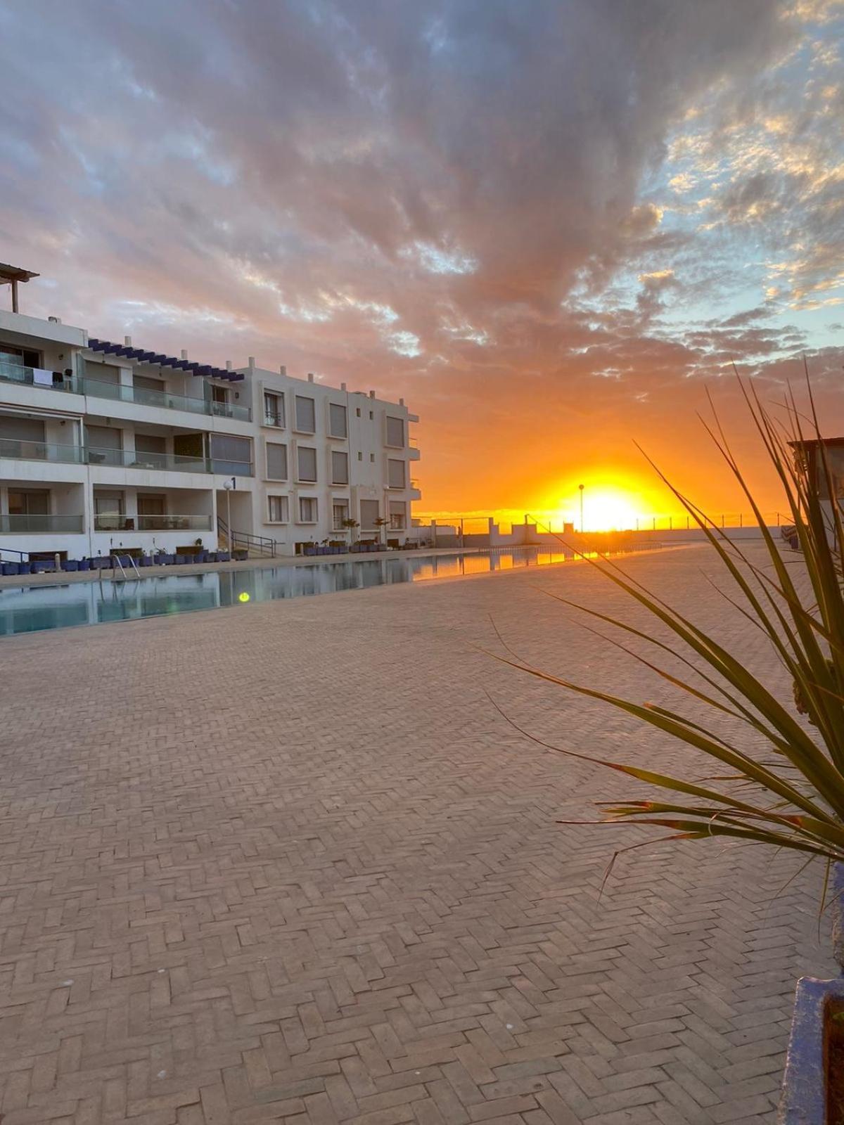 Appart en bord de mer avec piscine vue imprenable view 2
