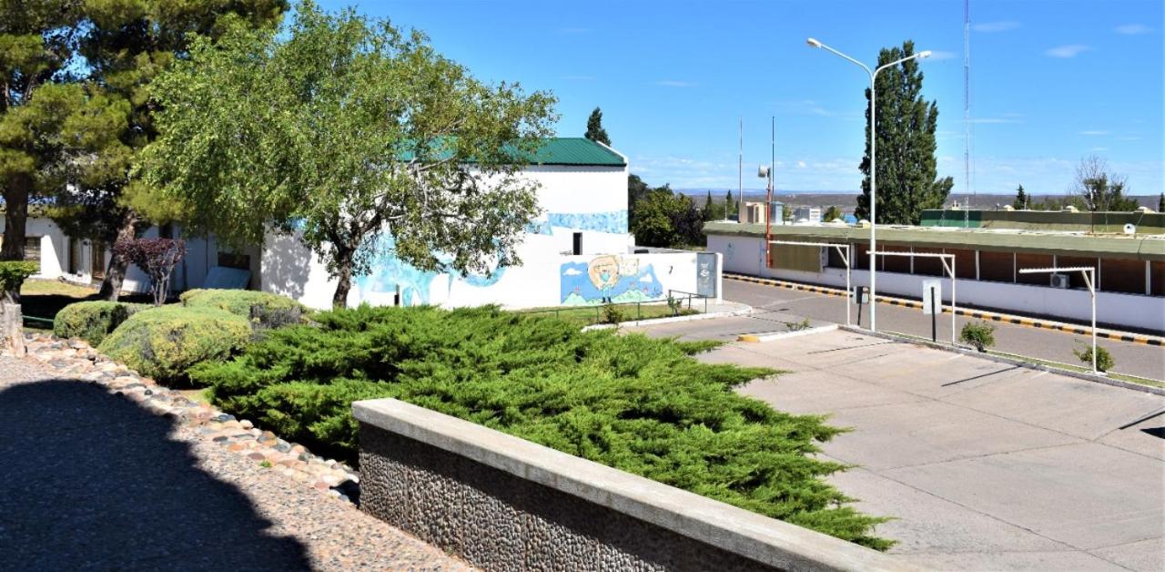 Los Pinitos