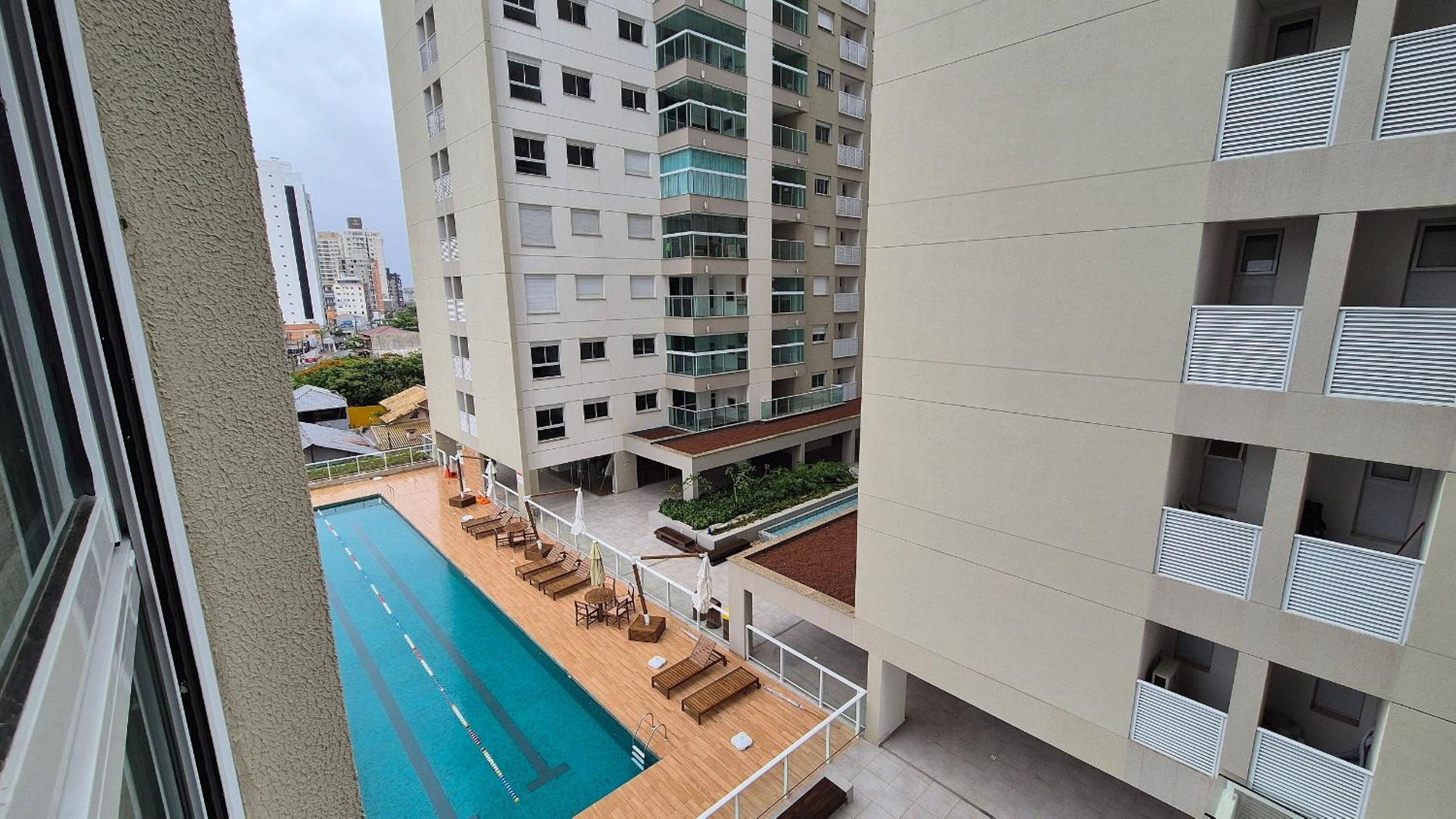 Seafront condominium with pool - SHC