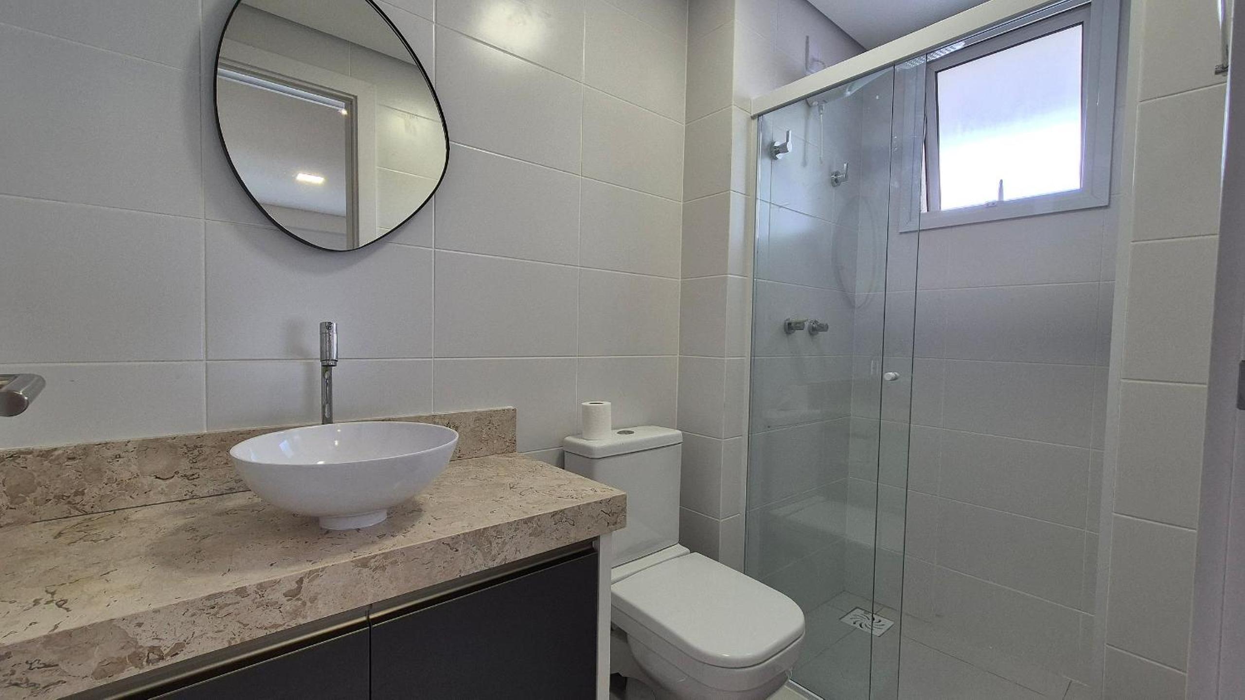 Seafront condominium with pool - SHC