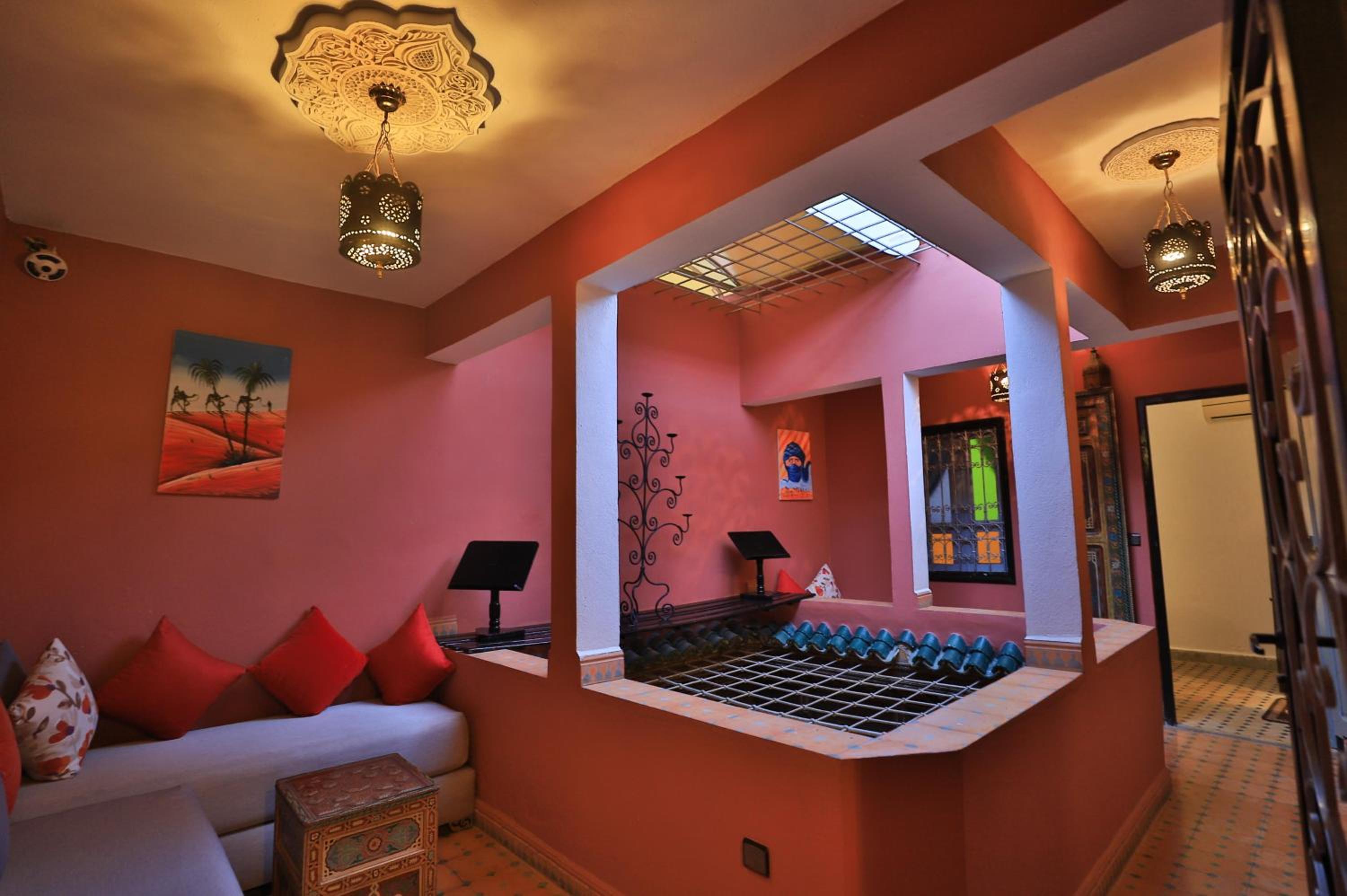 lounge