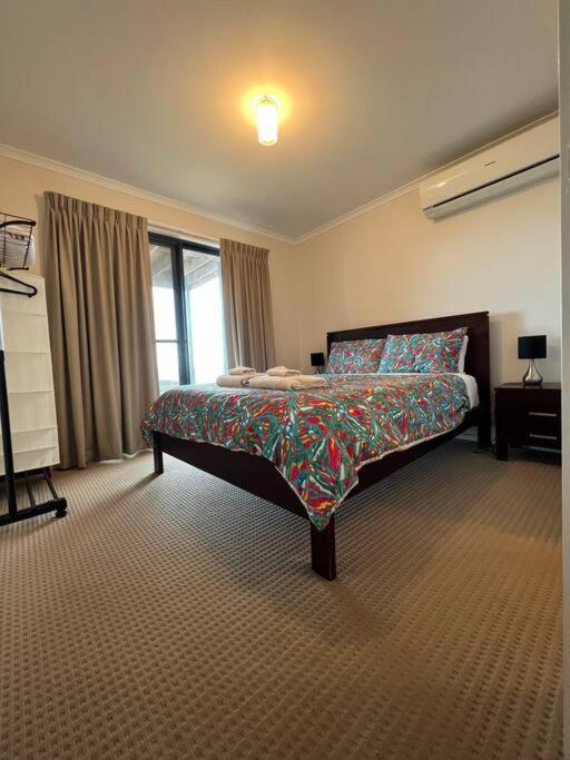 Sandcastle - A Esplanade Place, Stunning Views