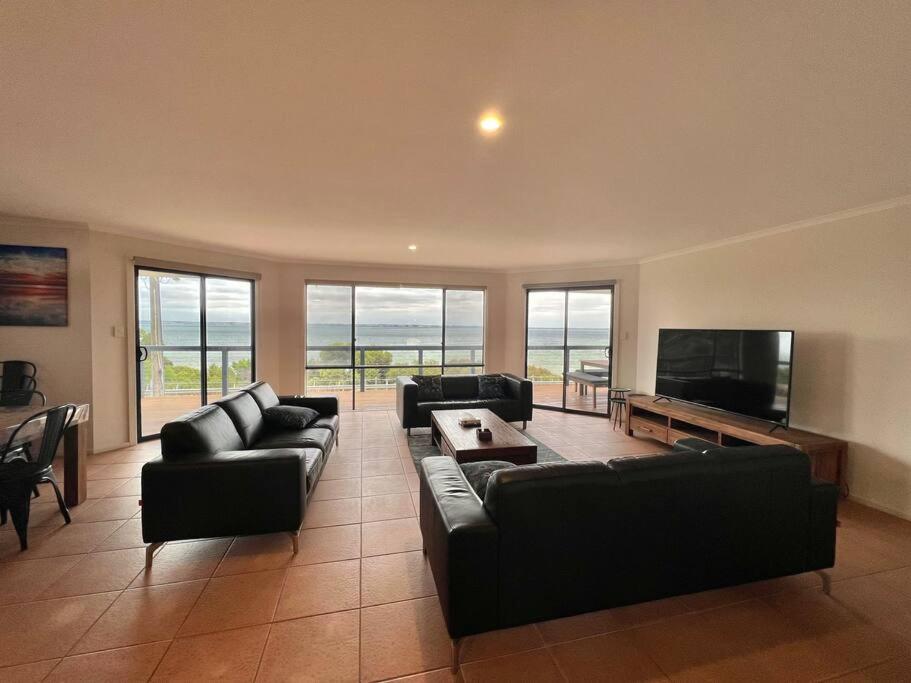 Sandcastle - A Esplanade Place, Stunning Views
