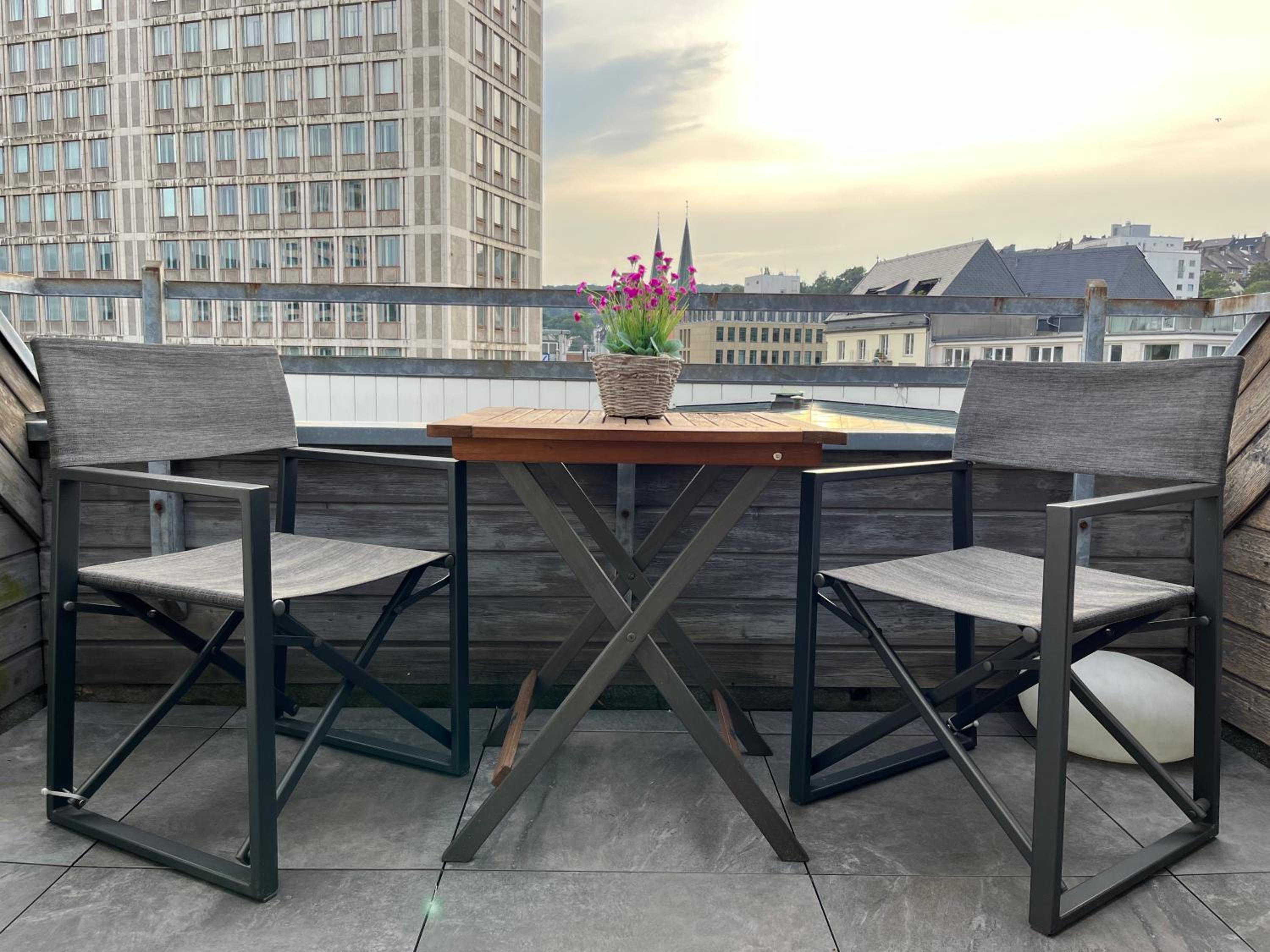 Freundliches City-Apartment mit Balkon & Skyline-Blick - Easy Stay Wuppertal en Wuppertal