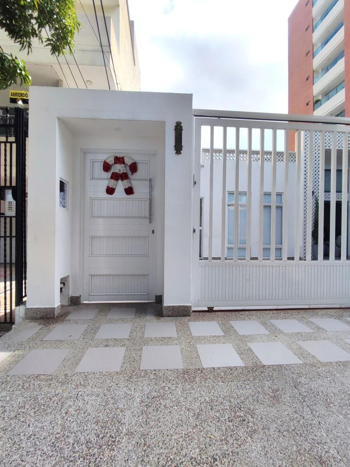 Aparta estudios Mubarak