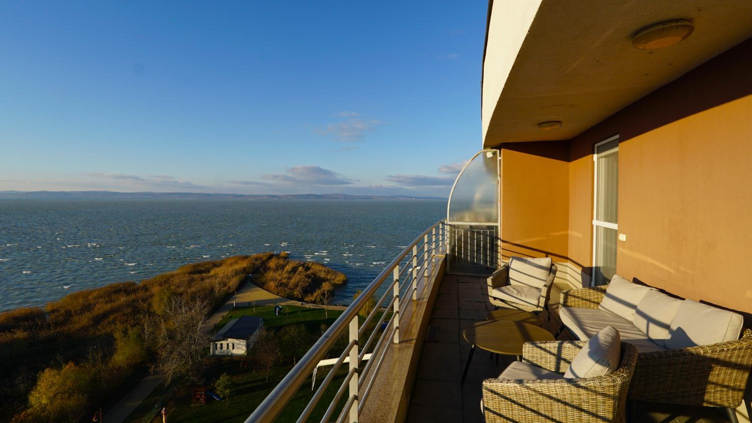 Club218 Wellness Apartments view 4