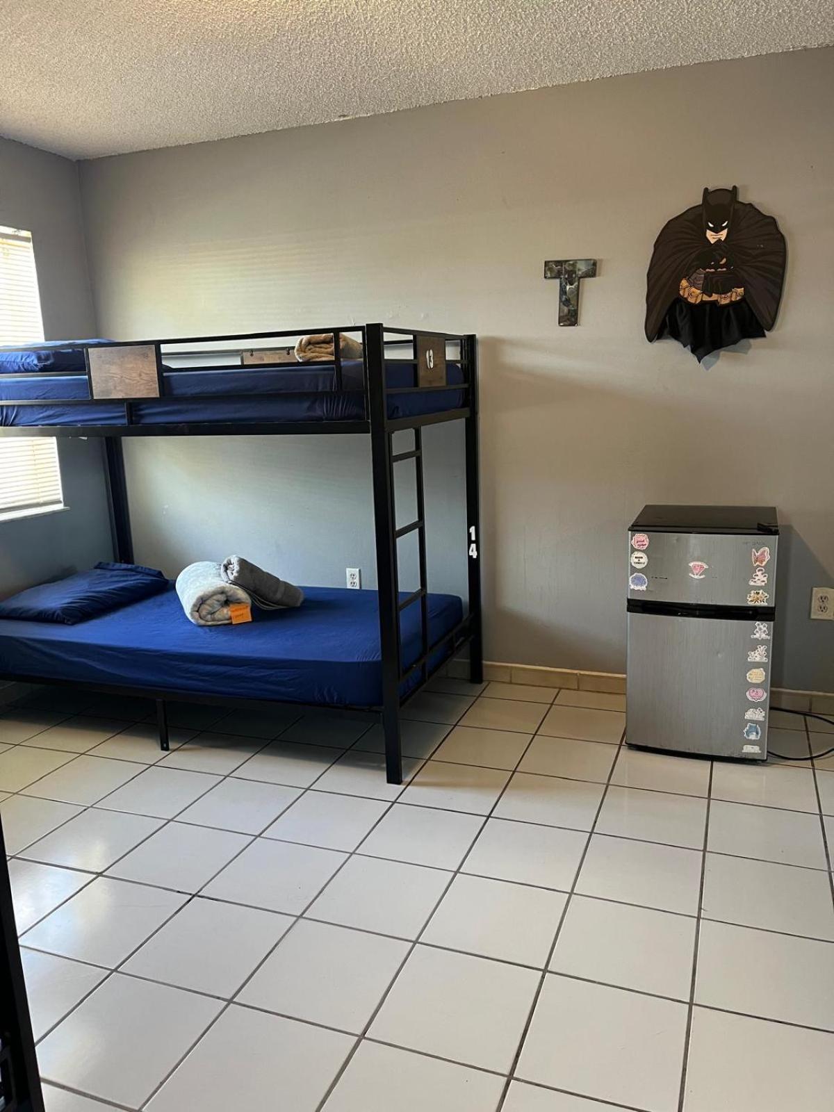 Beds & Sheets little Havana